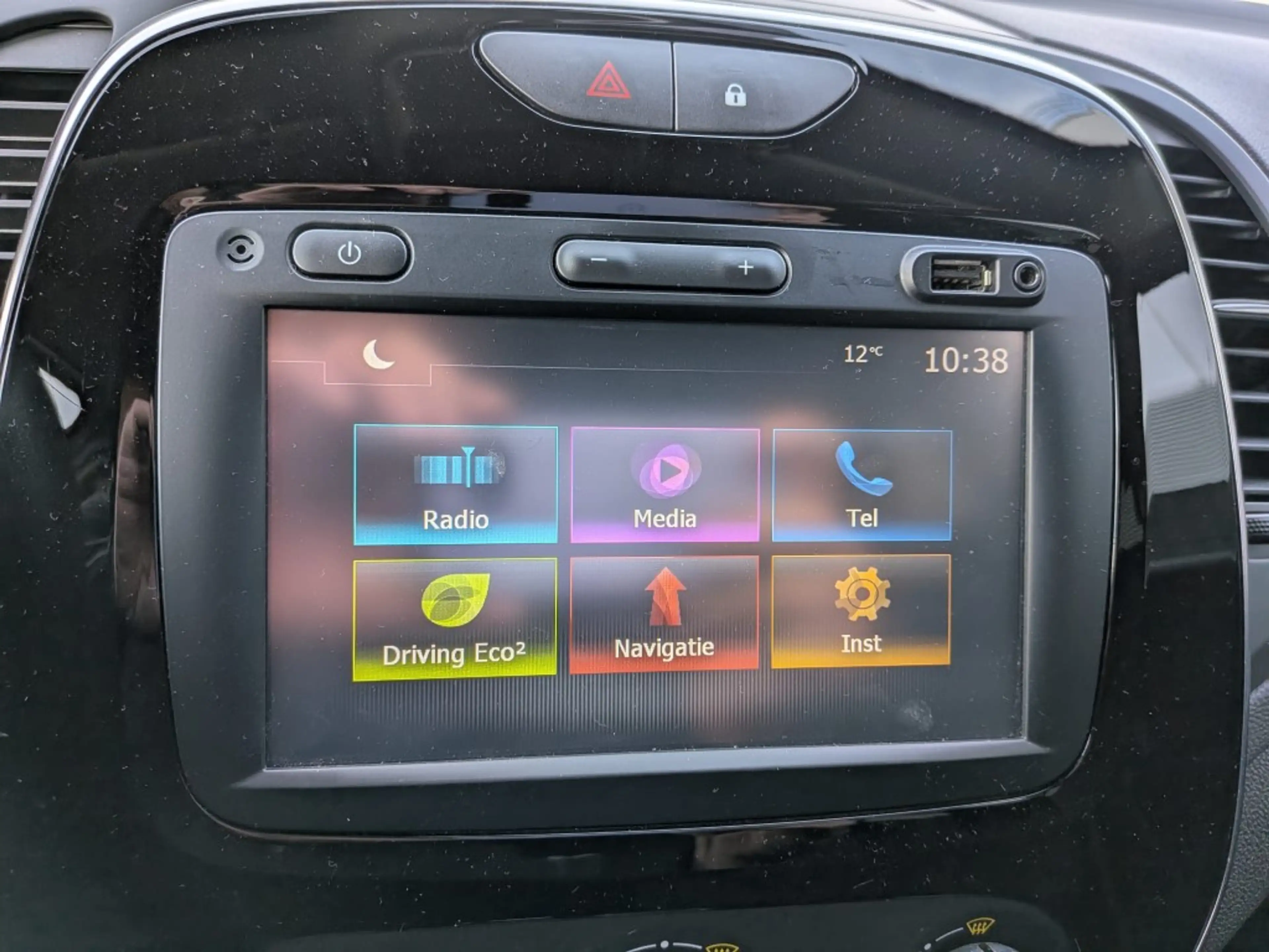 Renault Captur 0.9 TCe Limited — photo 22