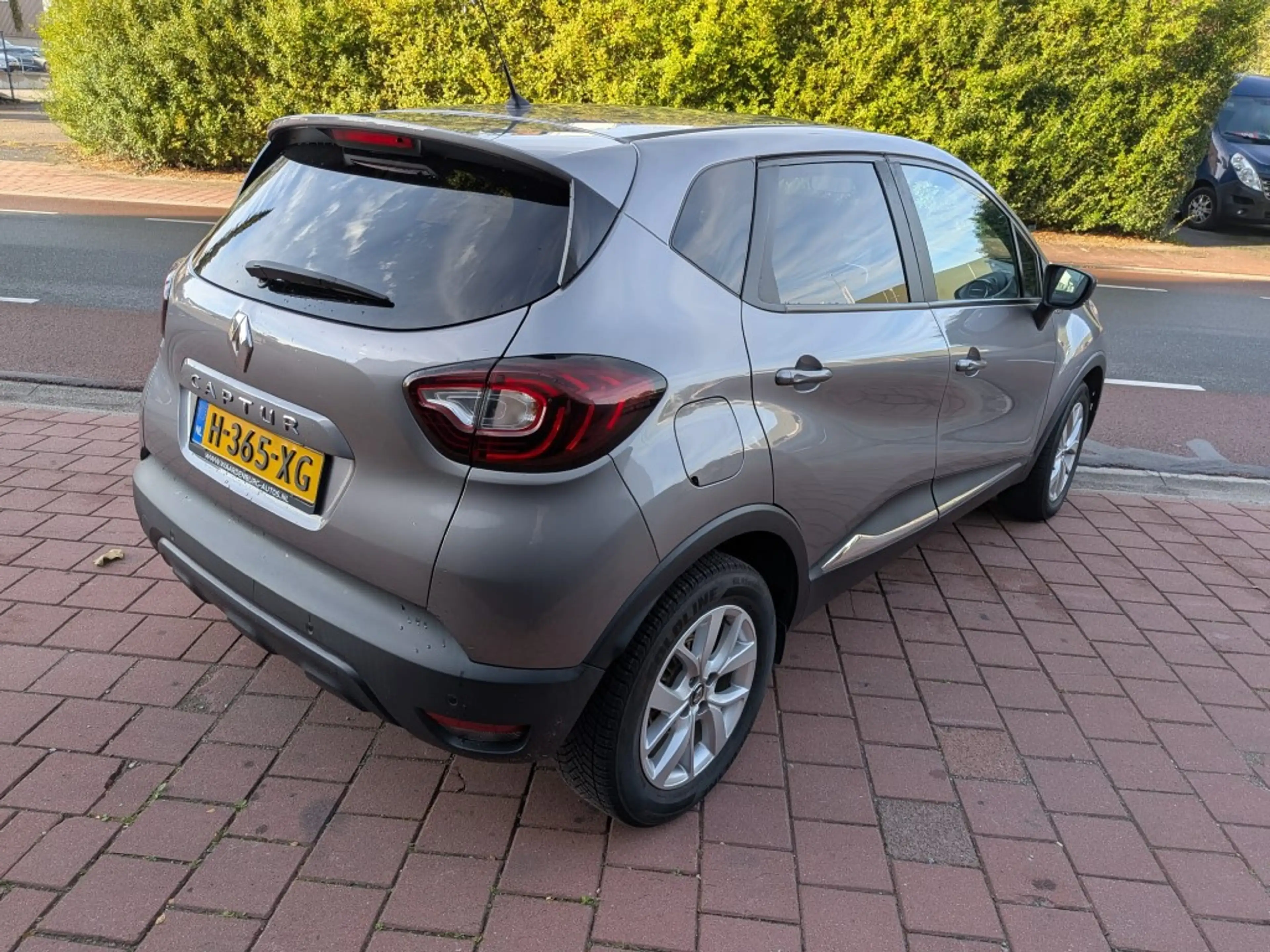 Renault Captur 0.9 TCe Limited — photo 5