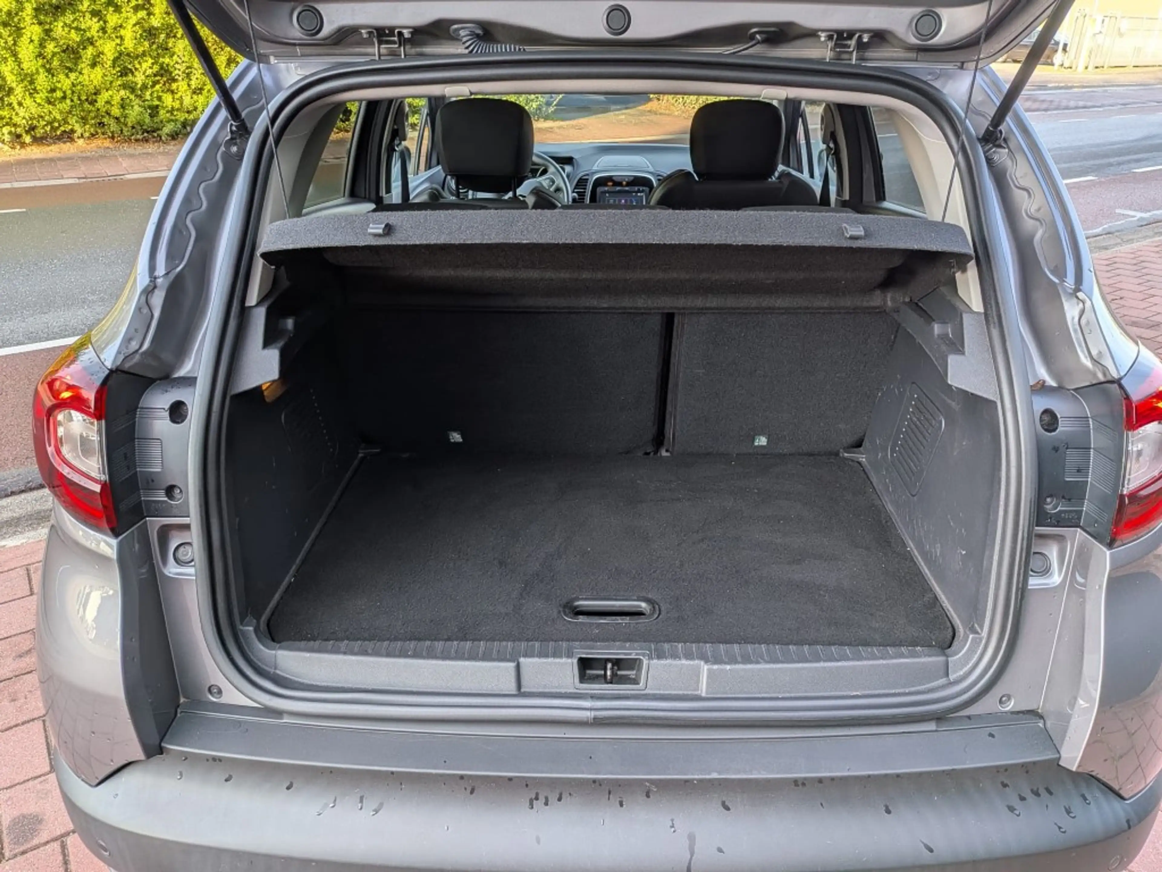 Renault Captur 0.9 TCe Limited — photo 13
