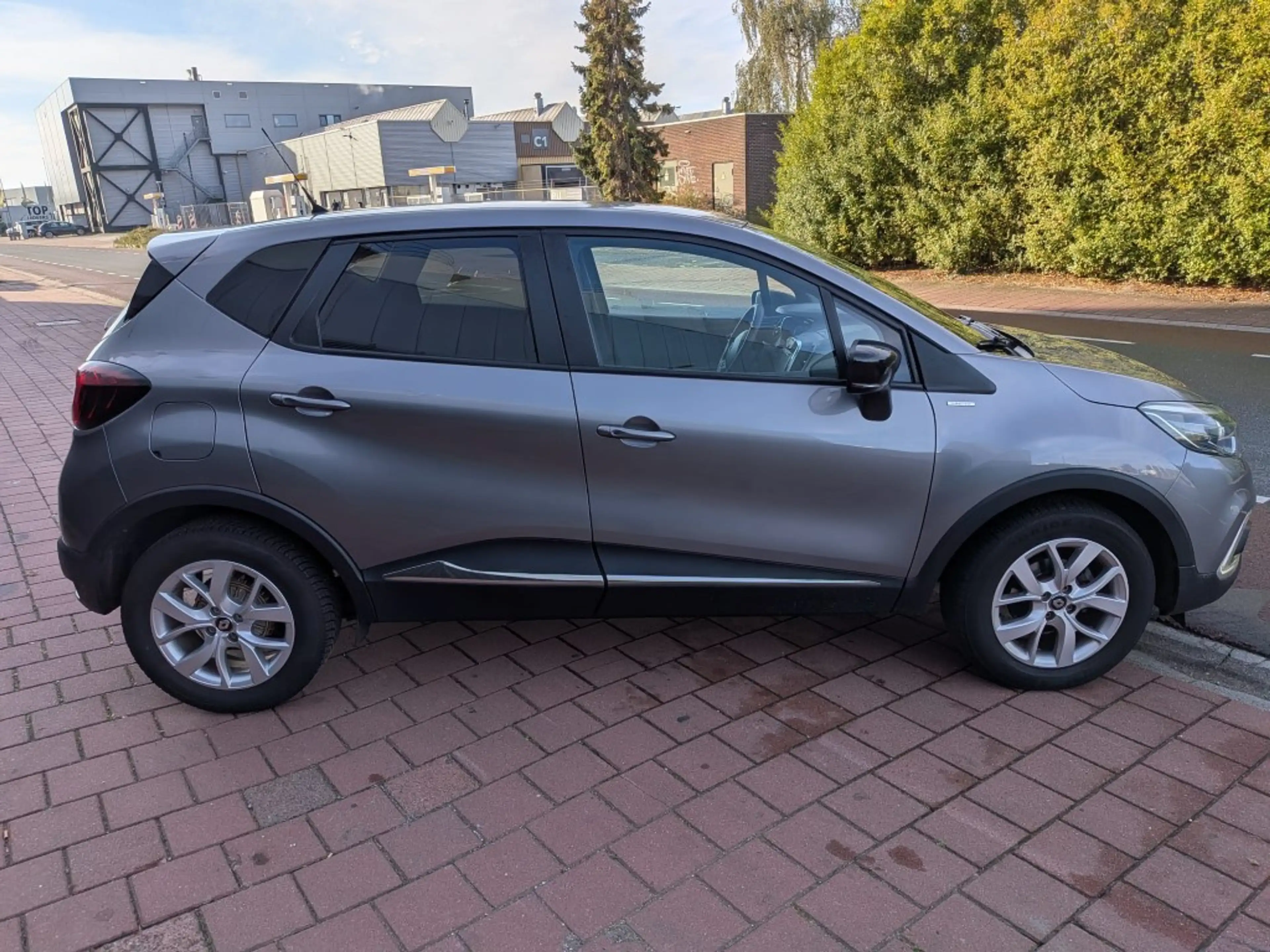 Renault Captur 0.9 TCe Limited — photo 7