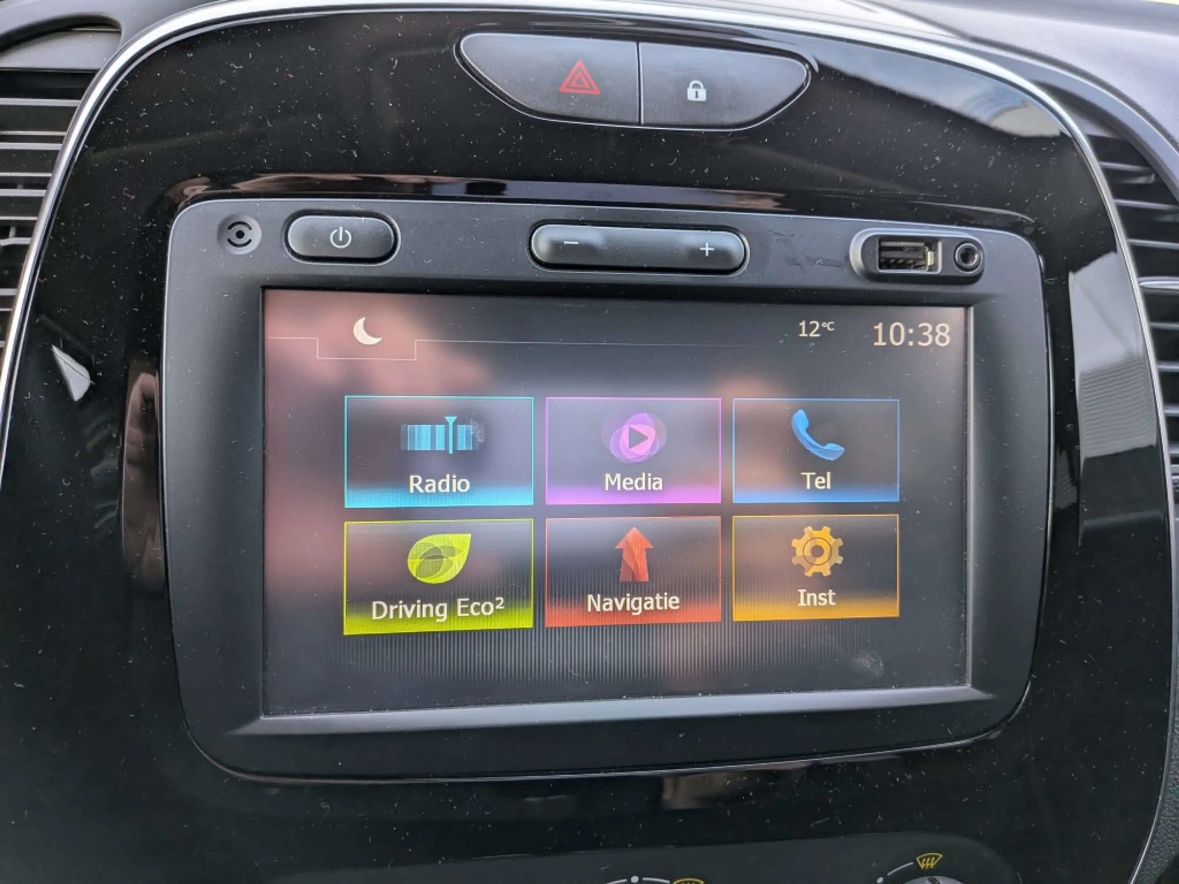 Renault Captur 0.9 TCe Limited — photo 19