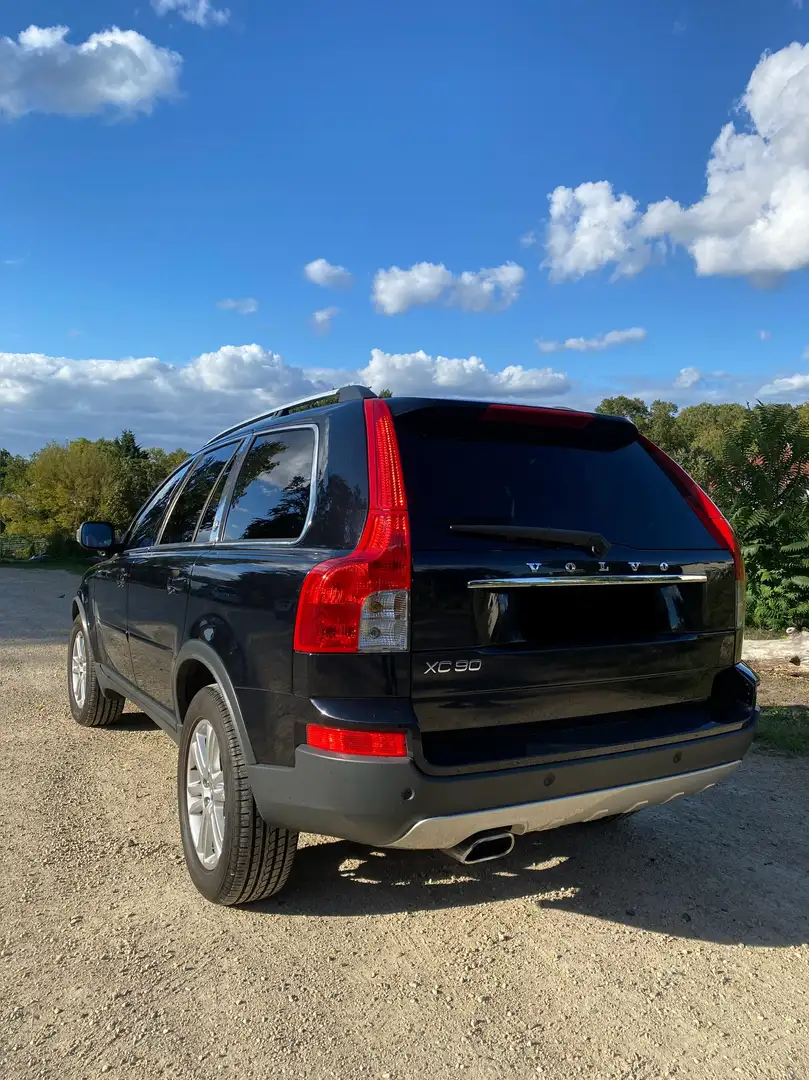 Volvo XC90 D5 Executive (136kW)(7 Sitze) Schwarz - 2