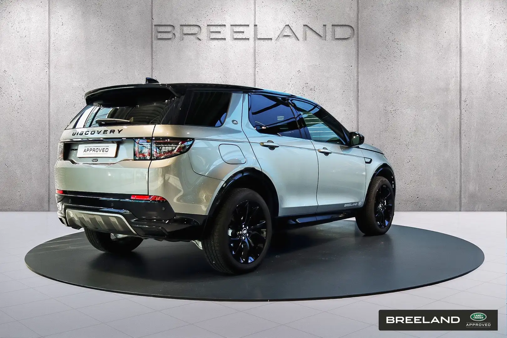 Land Rover Discovery Sport P270e Dynamic SE Limited Edition | Trekhaak | Pano Grijs - 2