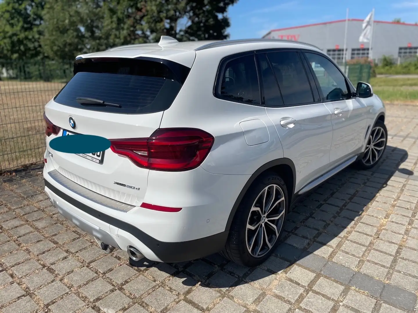 BMW X3 X3 xDrive20d/ACC/HUD/AHK/Memory/KeyLess/ParkAssist Weiß - 2