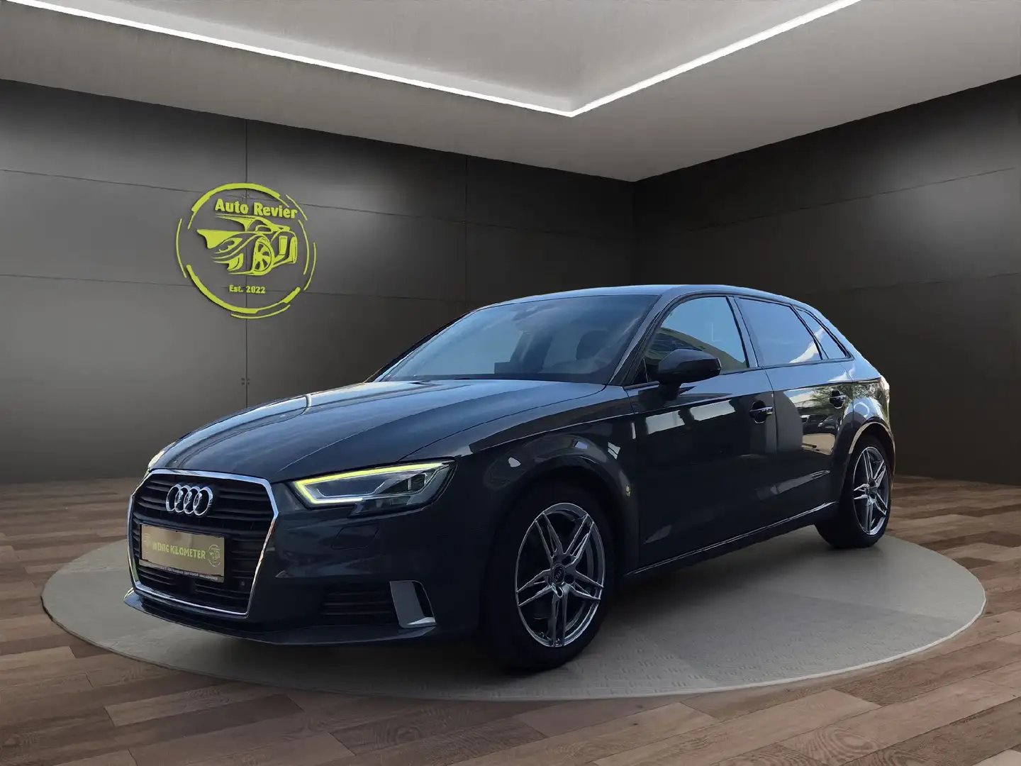 Audi A3 2.0 TFSI Sportback sport Grau - 1