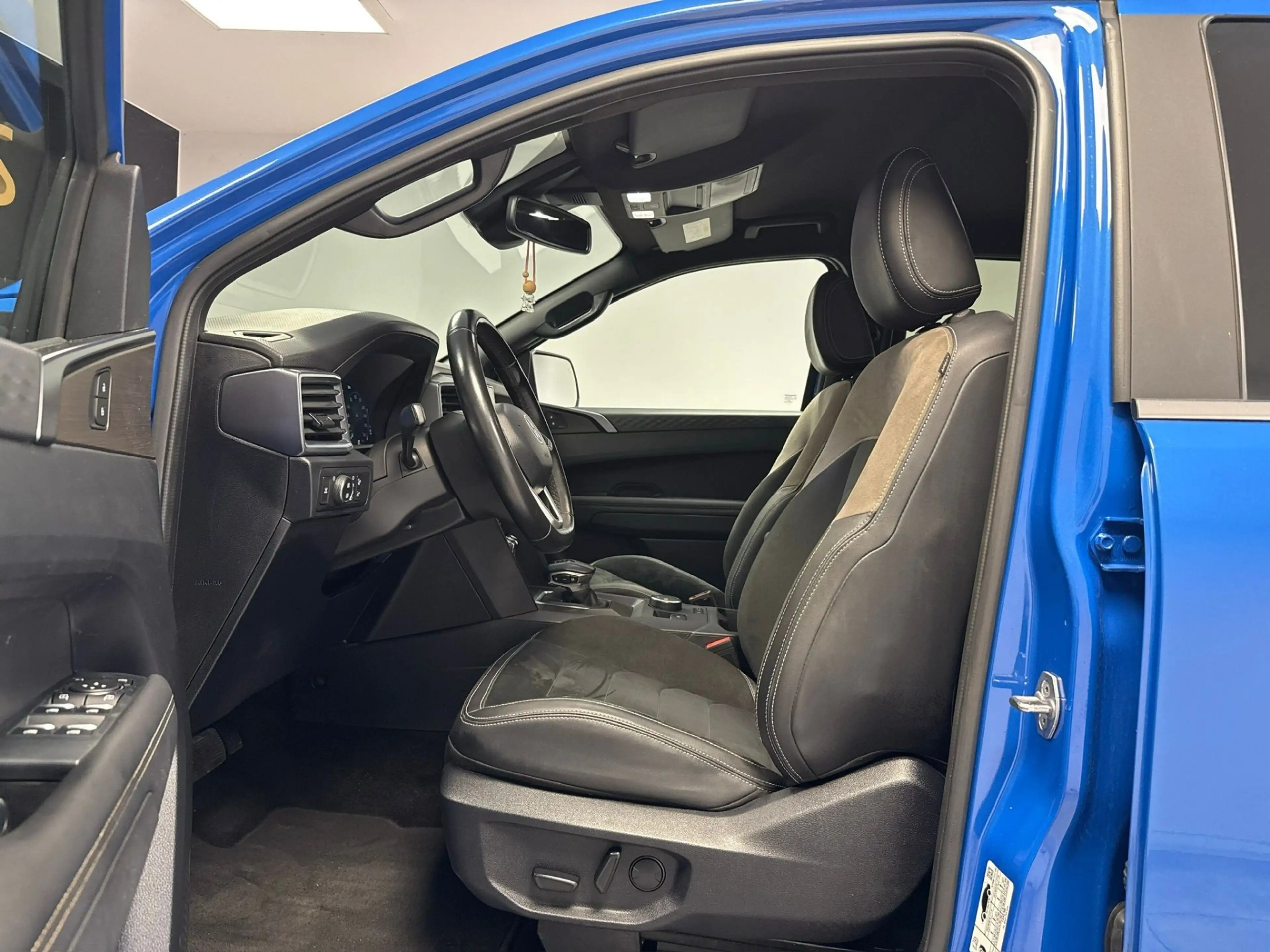 Volkswagen Amarok 3.0 V6 TDi 4Motion *HARD-TOP*TVA*GPS+CAMERA*LED*GA — photo 11