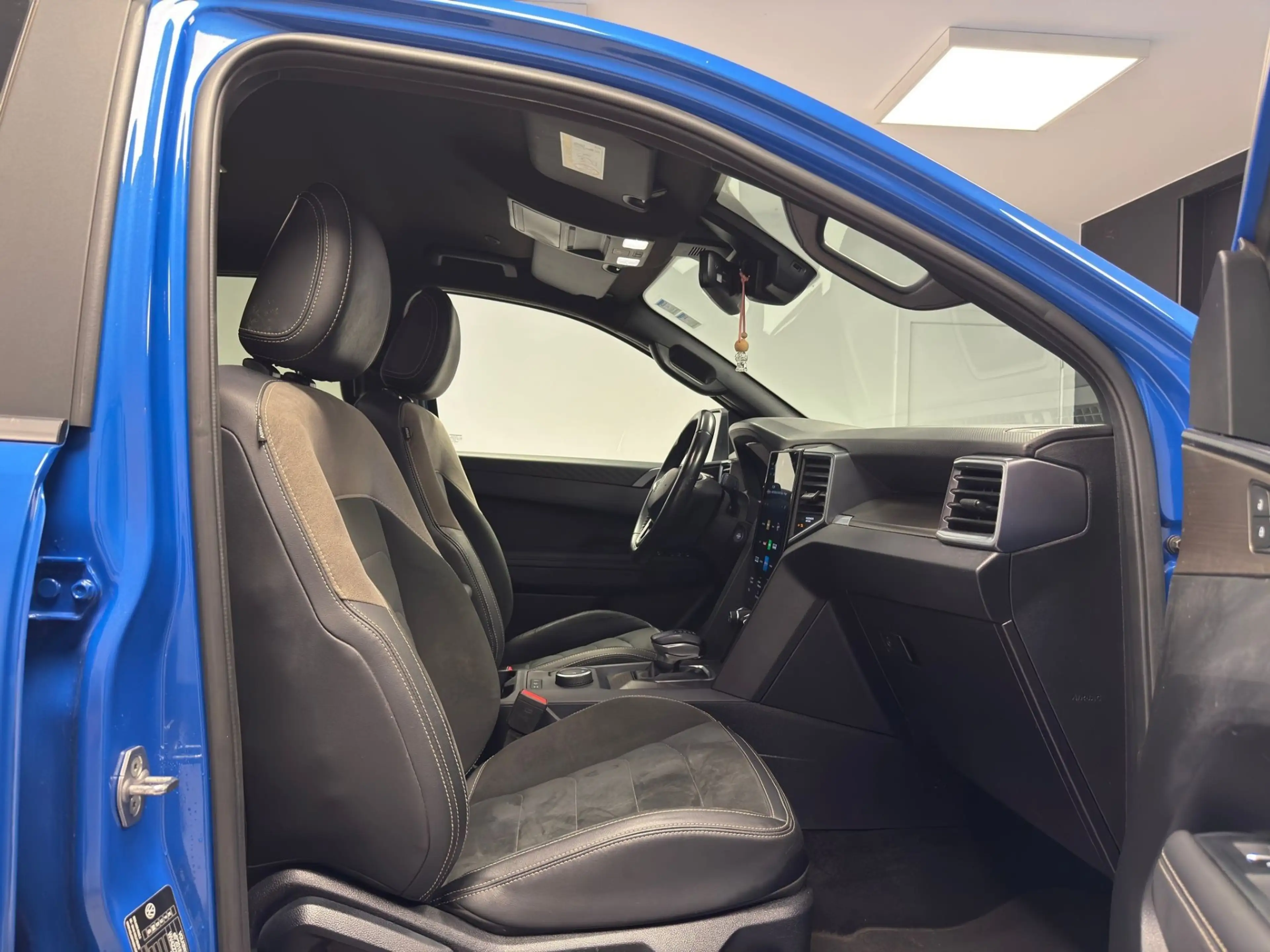 Volkswagen Amarok 3.0 V6 TDi 4Motion *HARD-TOP*TVA*GPS+CAMERA*LED*GA — photo 12