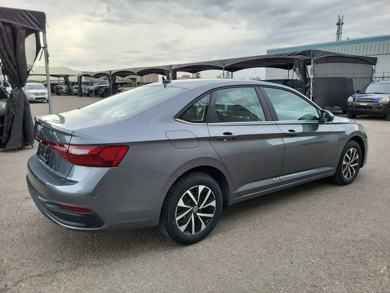 Volkswagen Jetta снимка Volkswagen Jetta