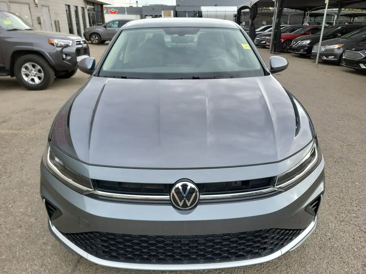 Volkswagen Jetta снимка Volkswagen Jetta