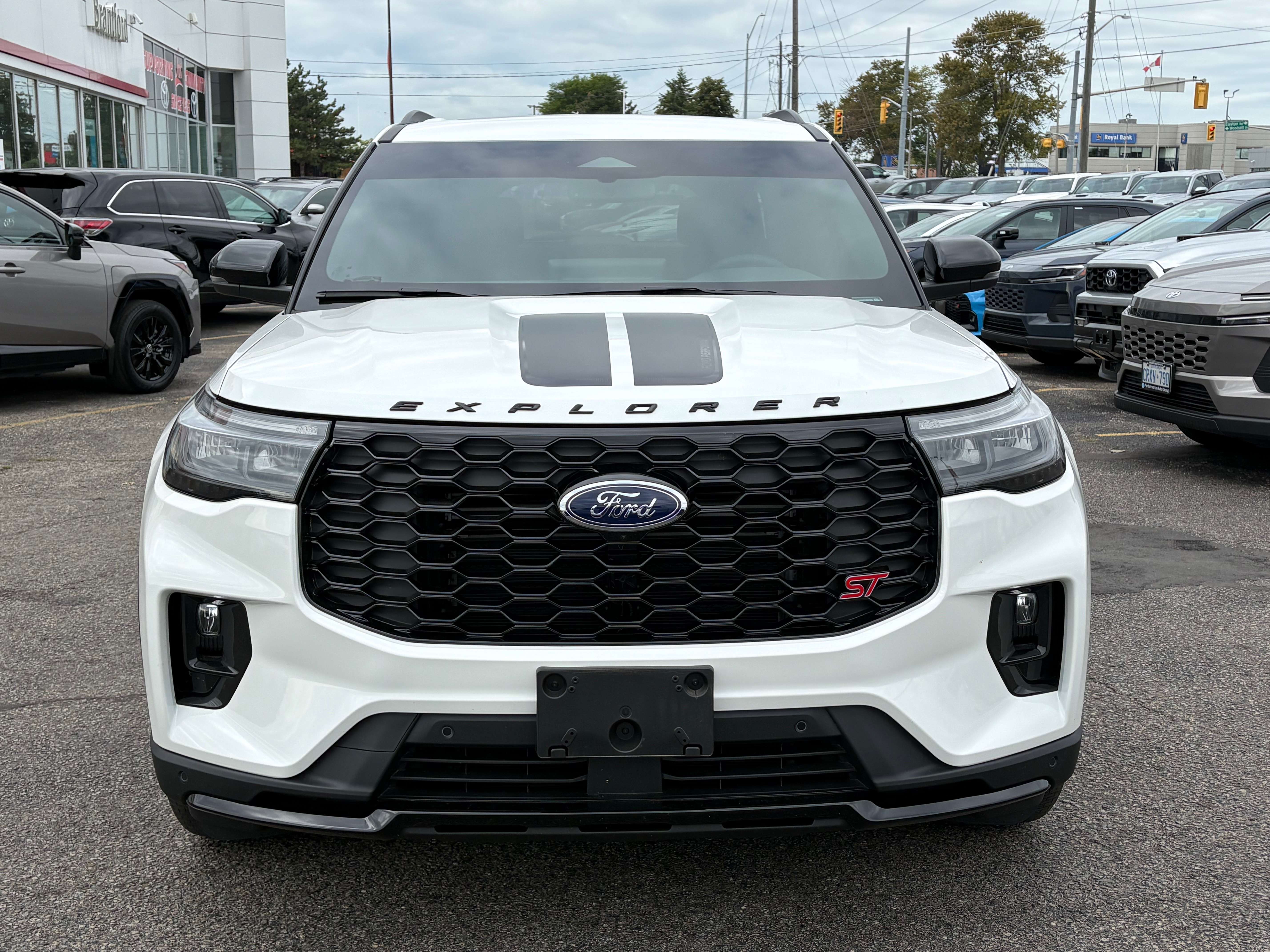 2026 Ford Explorer ST - $4300 IN ADDITIONAL ACCESSORIES — снимка 1