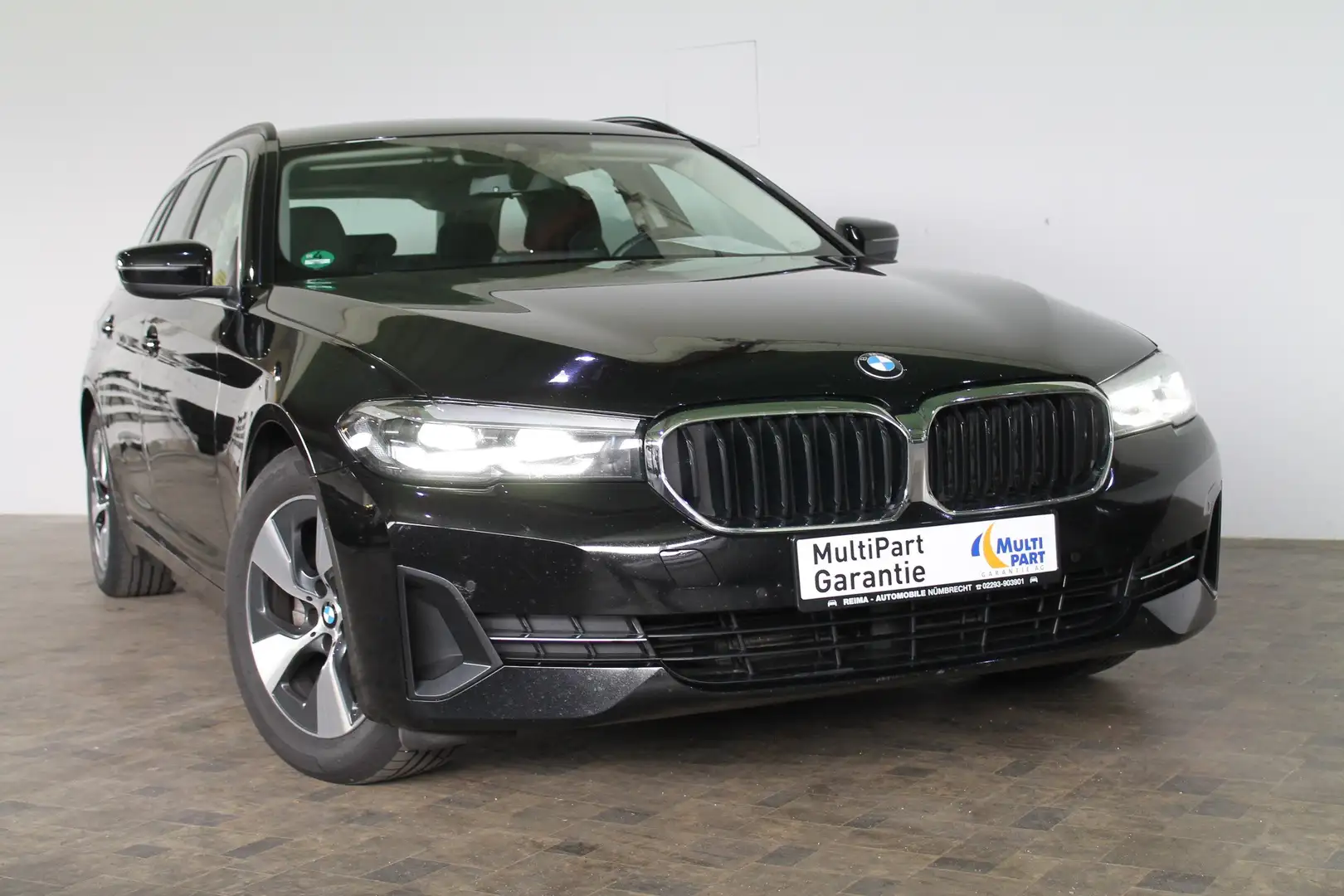 BMW 520 520 d Touring, LED, Kamera, DAB, Alufelgen Noir - 2