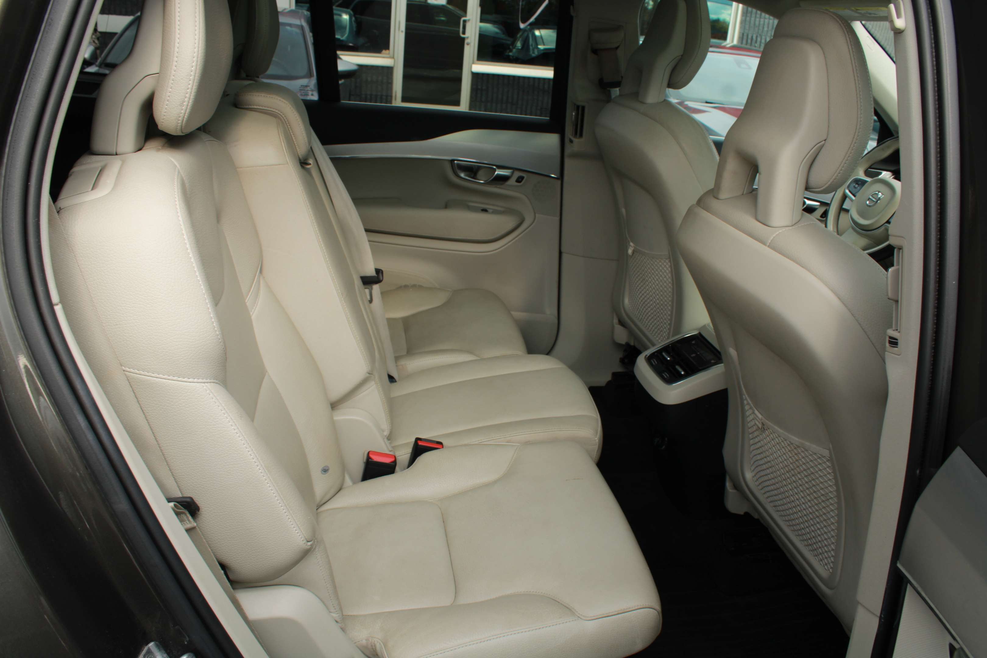 2018 Volvo XC90 T6 AWD Momentum, MAGS, CUIR, A/C, NAVIGATION thumb 42