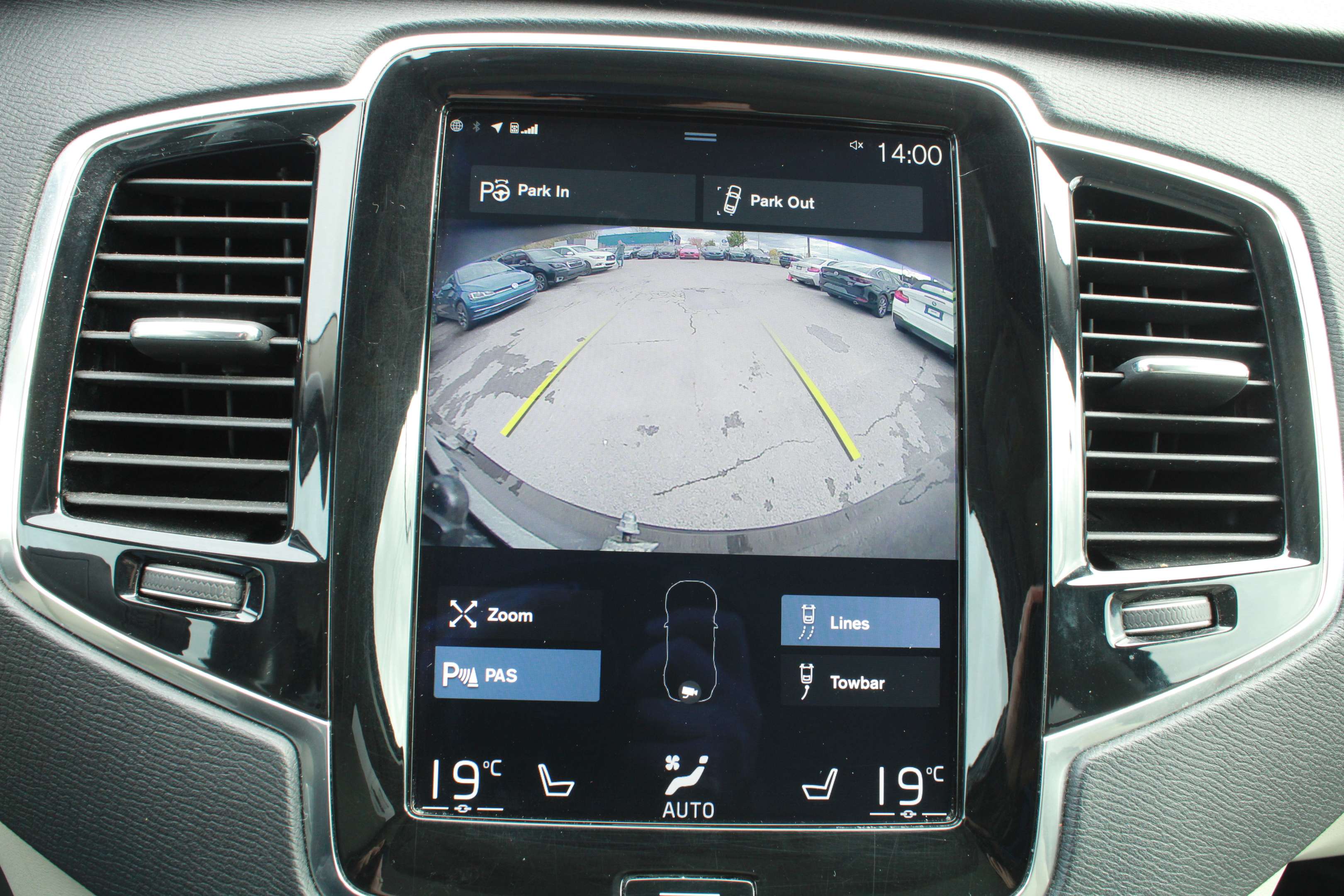 2018 Volvo XC90 T6 AWD Momentum, MAGS, CUIR, A/C, NAVIGATION thumb 29