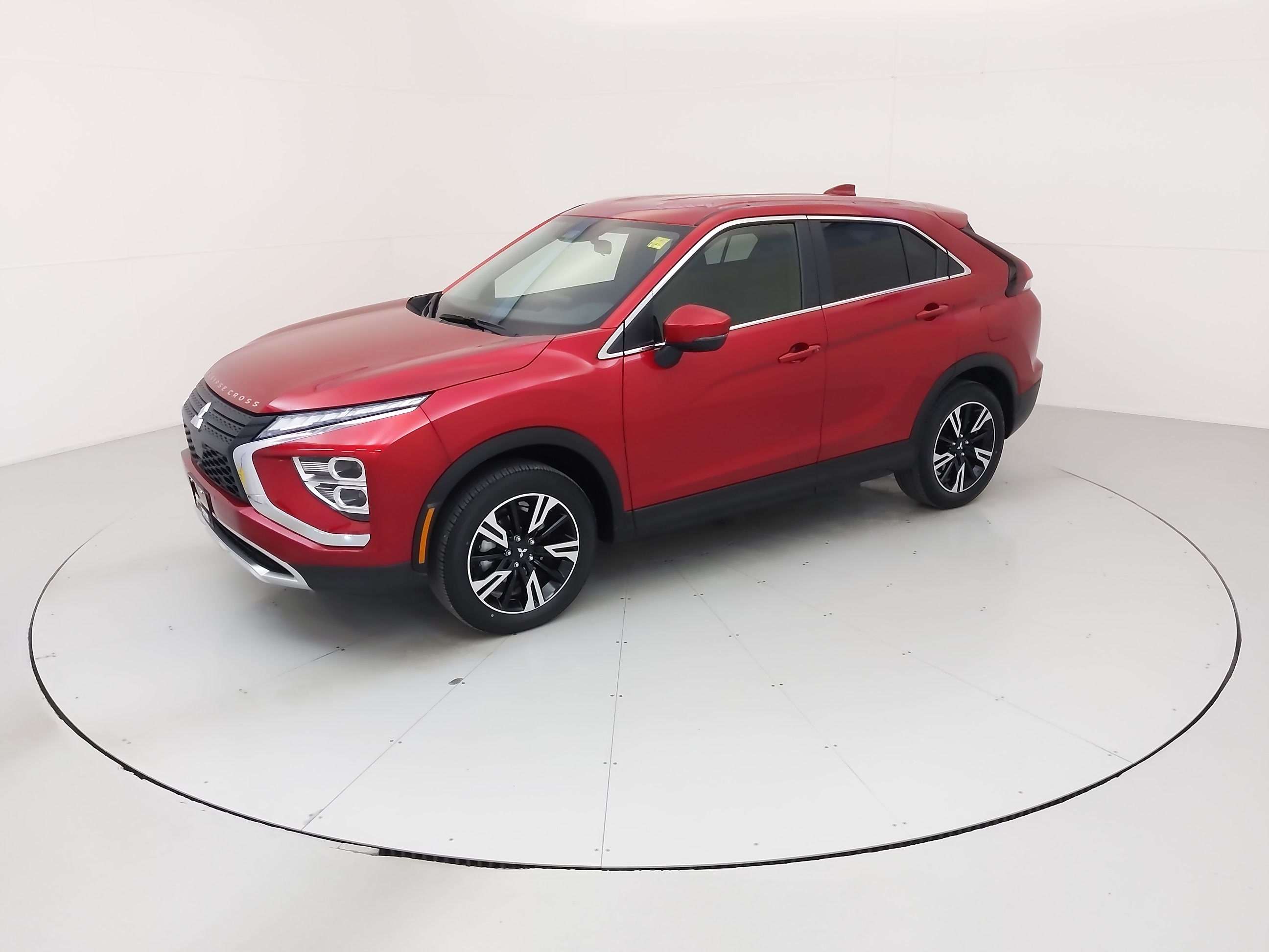 2026 Mitsubishi Eclipse Cross SE AWC - MANAGER DEMO — снимка 1