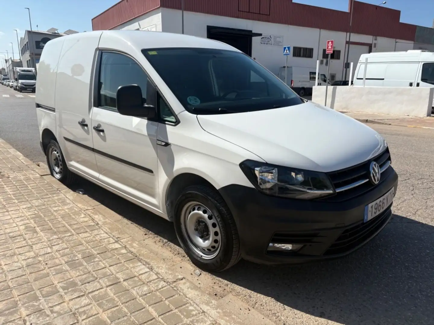 Volkswagen Caddy Furgón 2.0TDI 55kW Blanco - 2