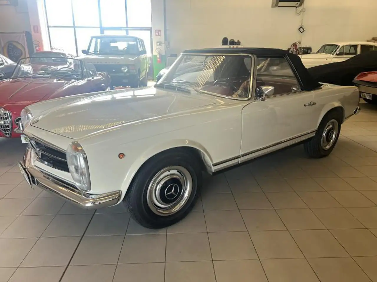 Mercedes-Benz SL-Class SL 230 1968