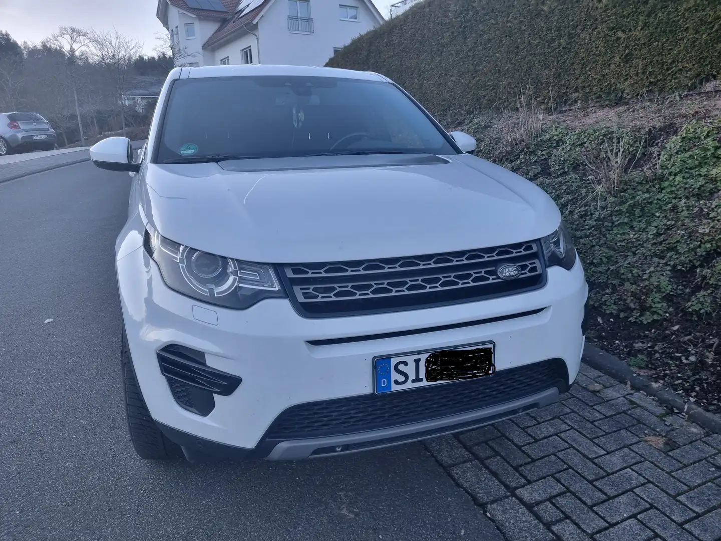 Land Rover Discovery Sport Discovery Sport TD4 Aut. SE Weiß - 2