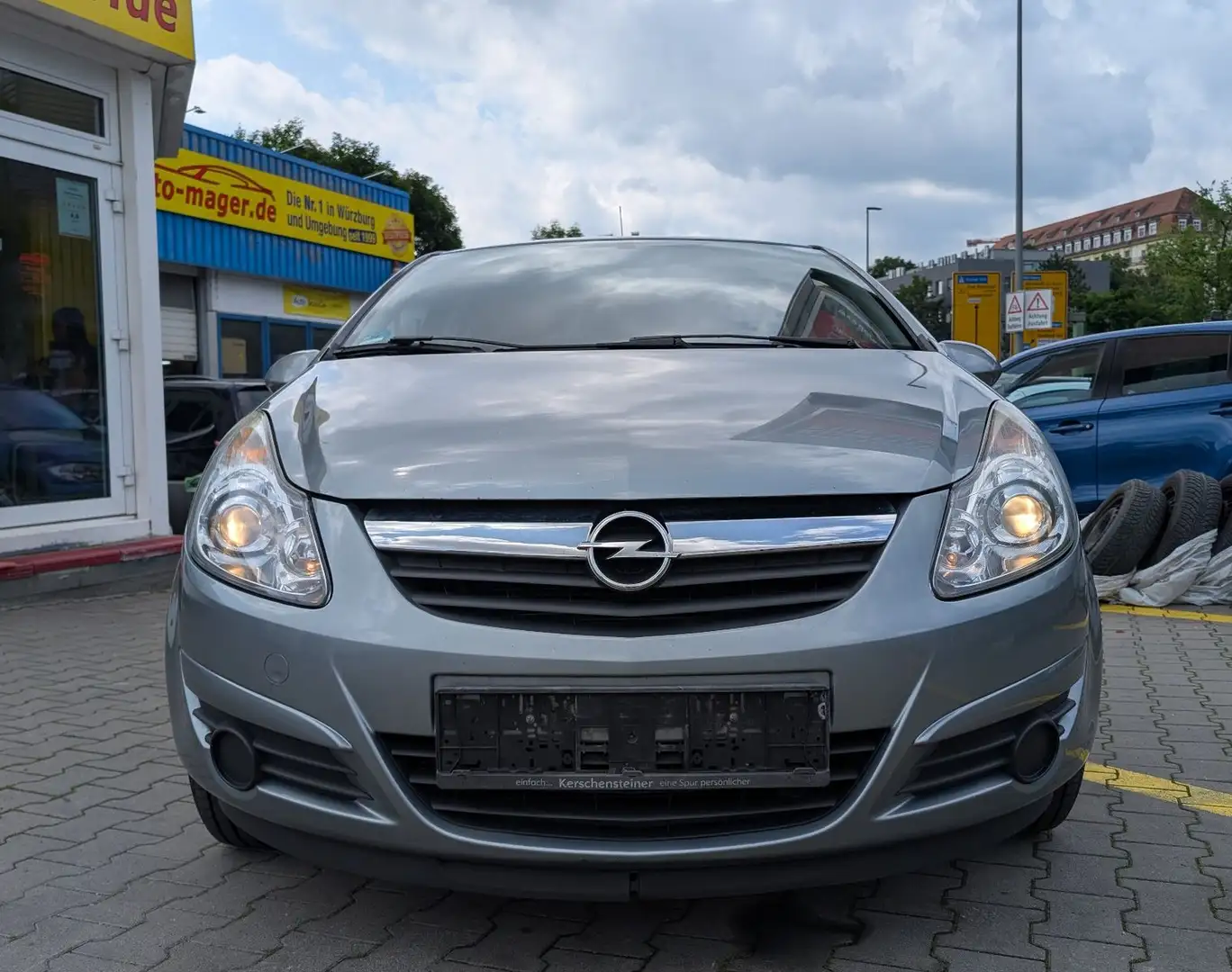 Opel Corsa D*5Trg*2Hd*Temp*AHK*Shz*Pdc*TüvNeu*Garanti Silber - 2