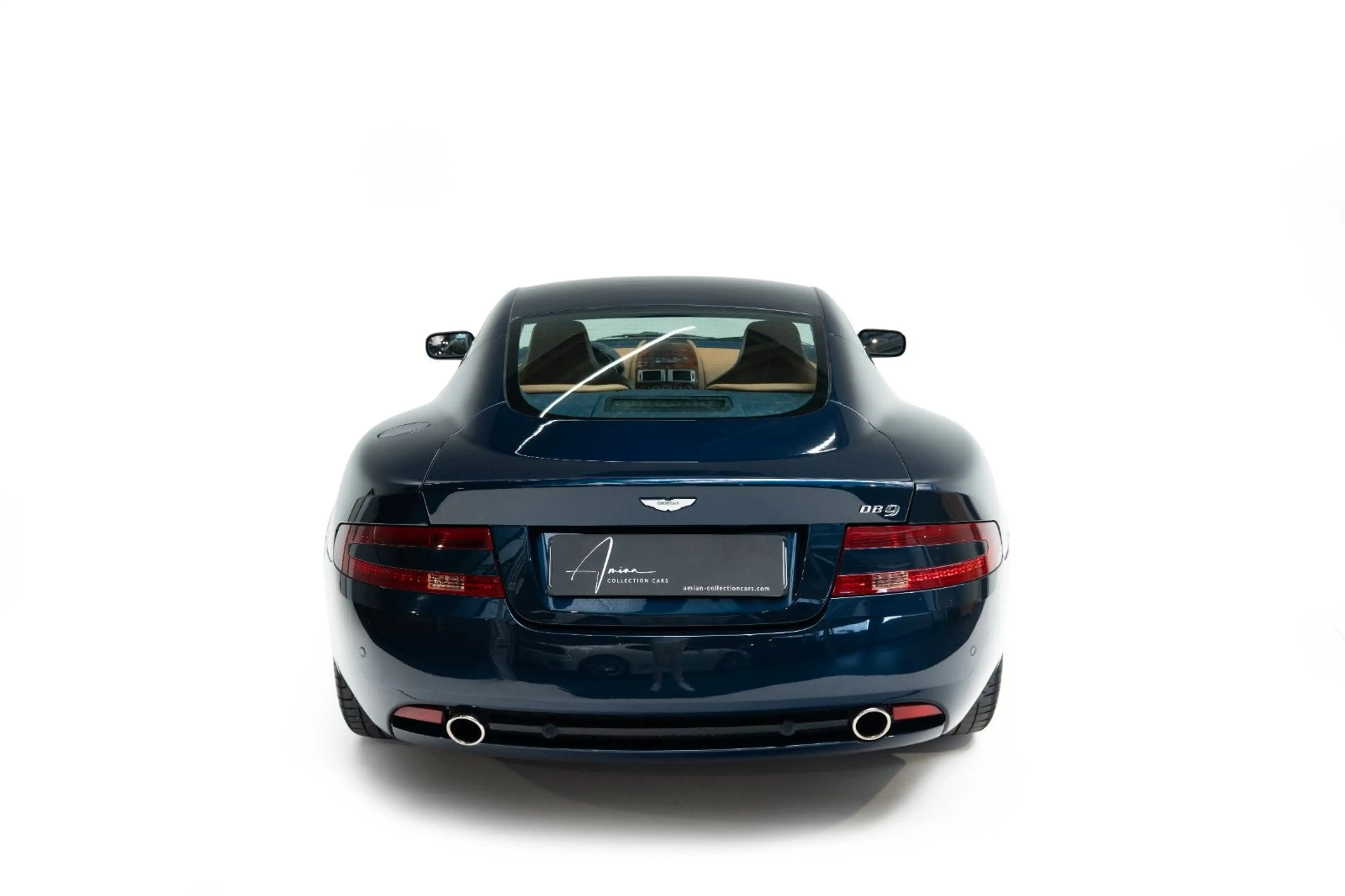 Aston Martin DB9 — photo 4