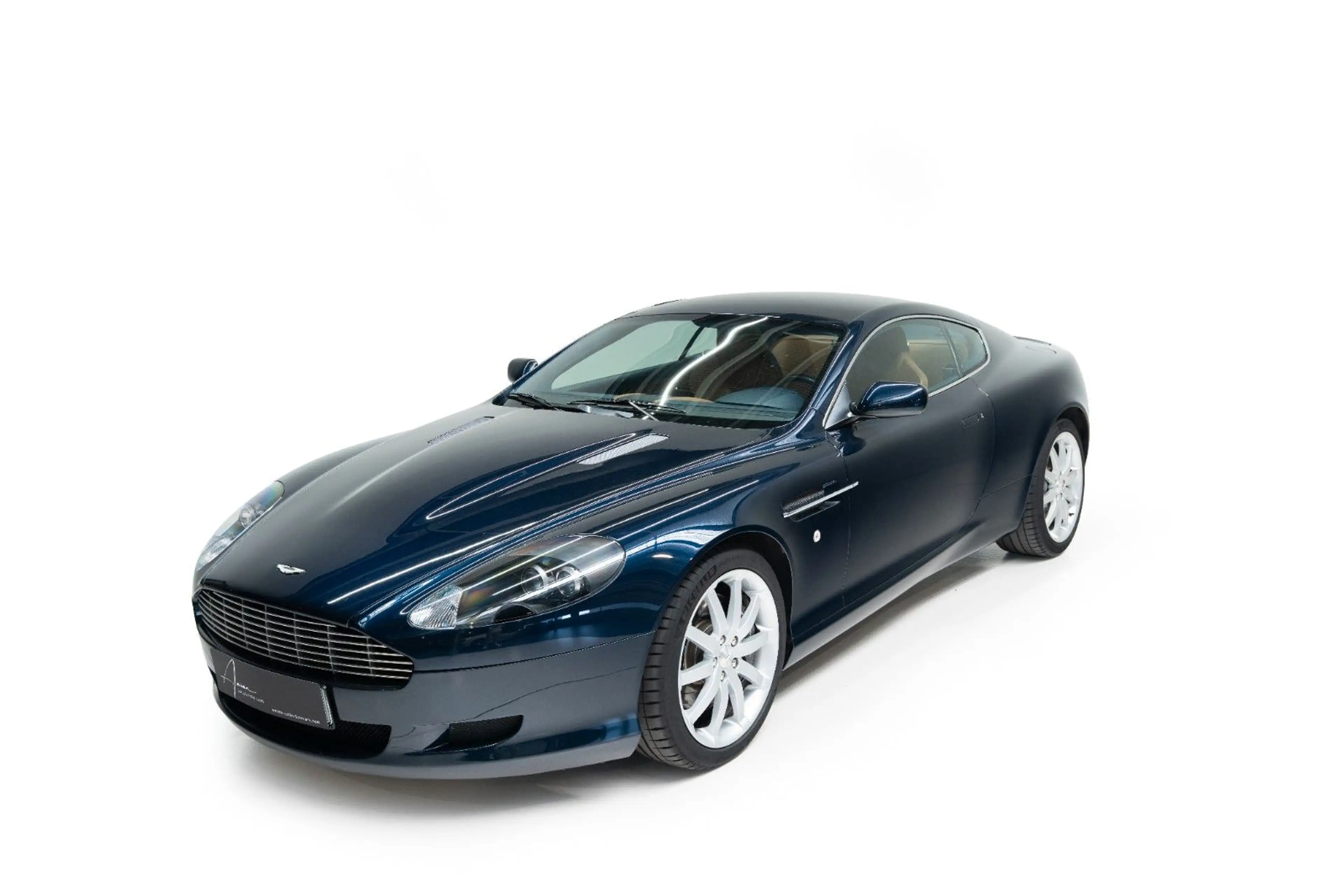 Aston Martin DB9