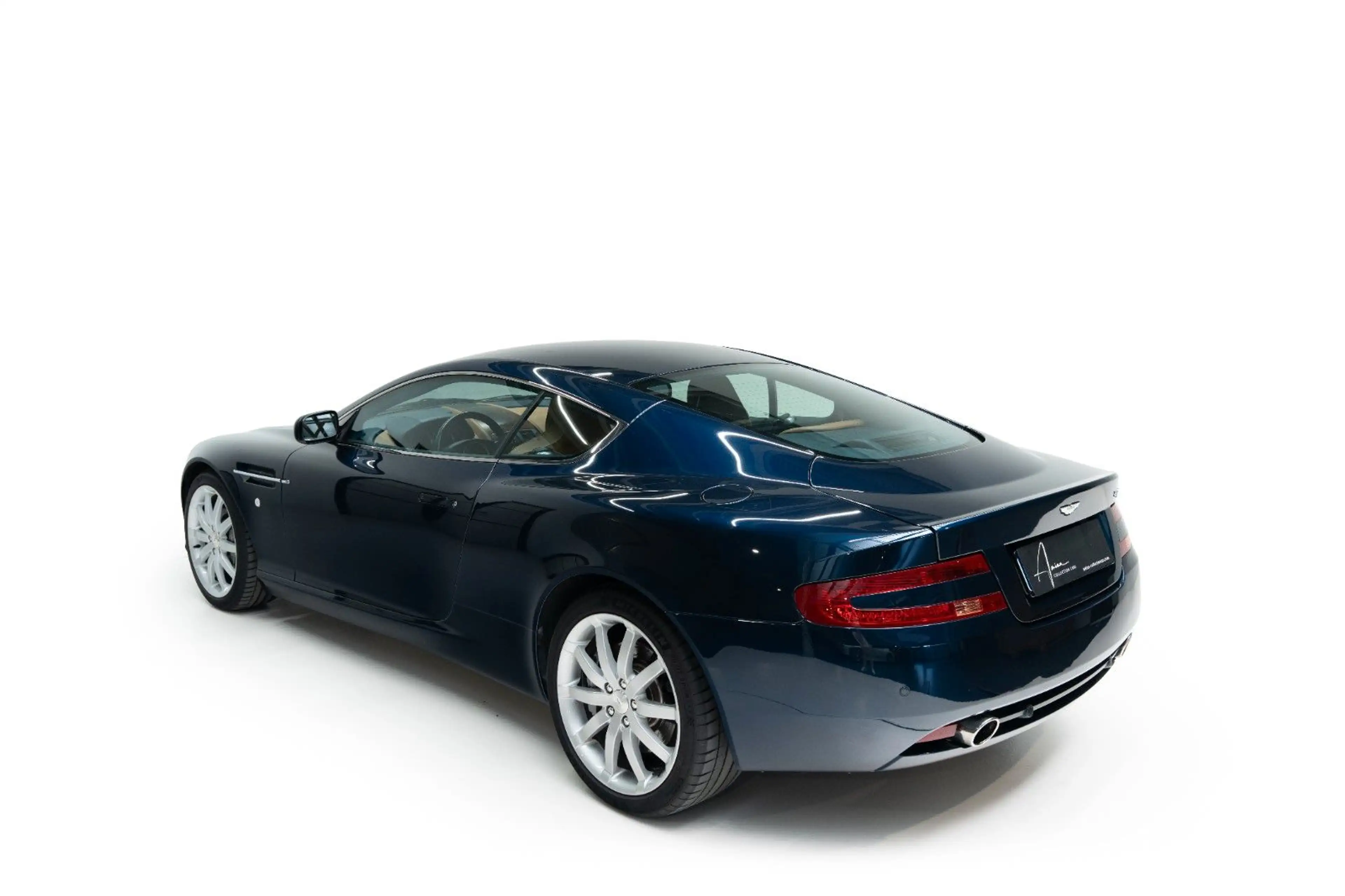 Aston Martin DB9 — photo 3