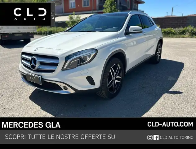 Mercedes-Benz GLA 200 GLA-X156 2016 d (cdi) Premium