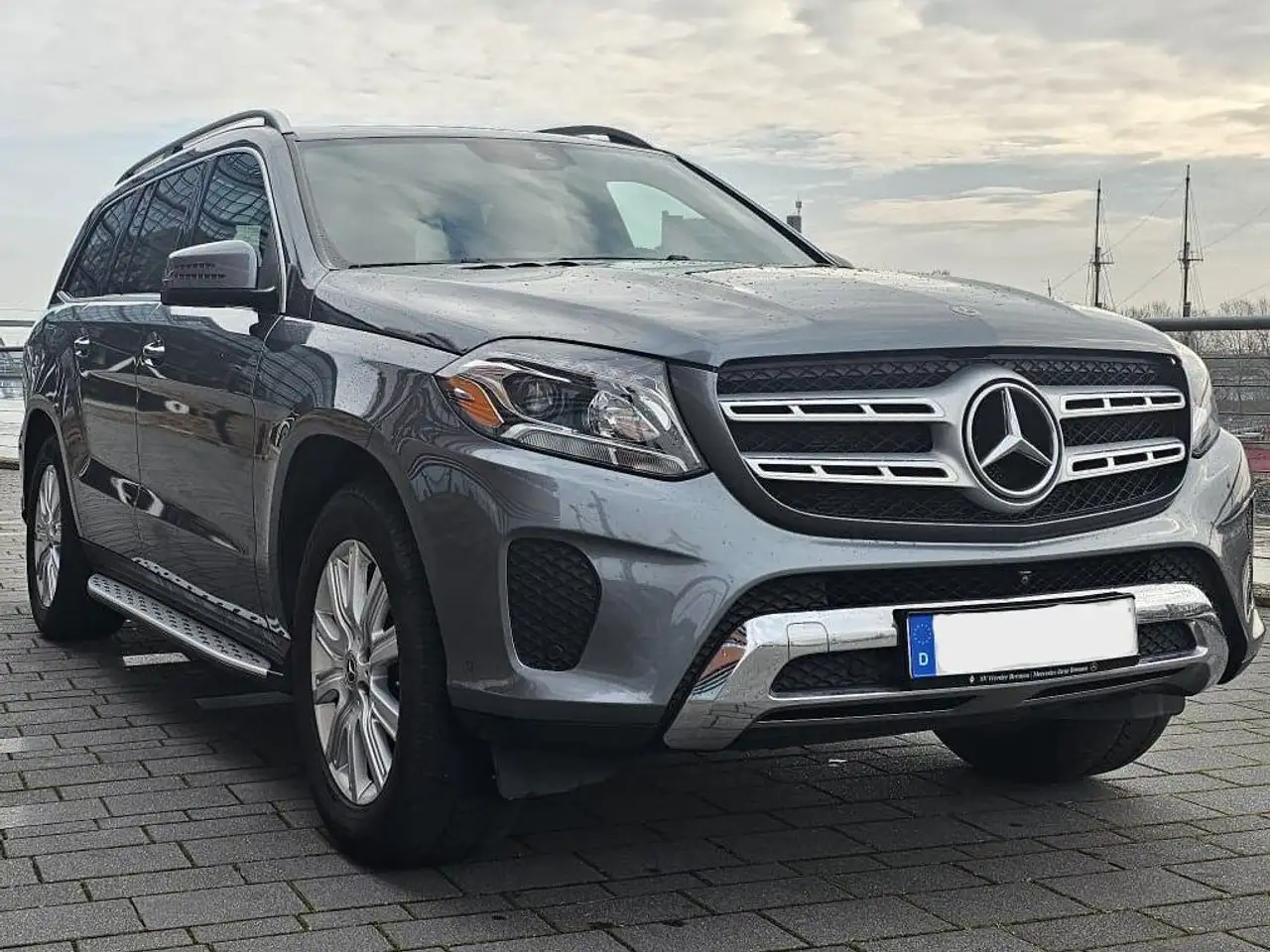Mercedes-Benz GLS 450