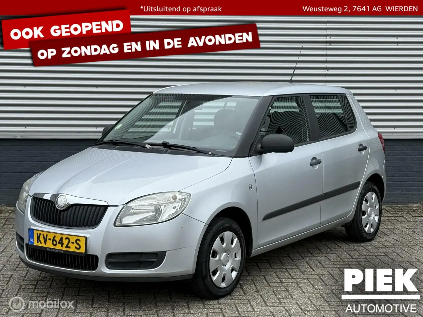 Skoda Fabia 1.2 Drive AIRCO Grijs - 1