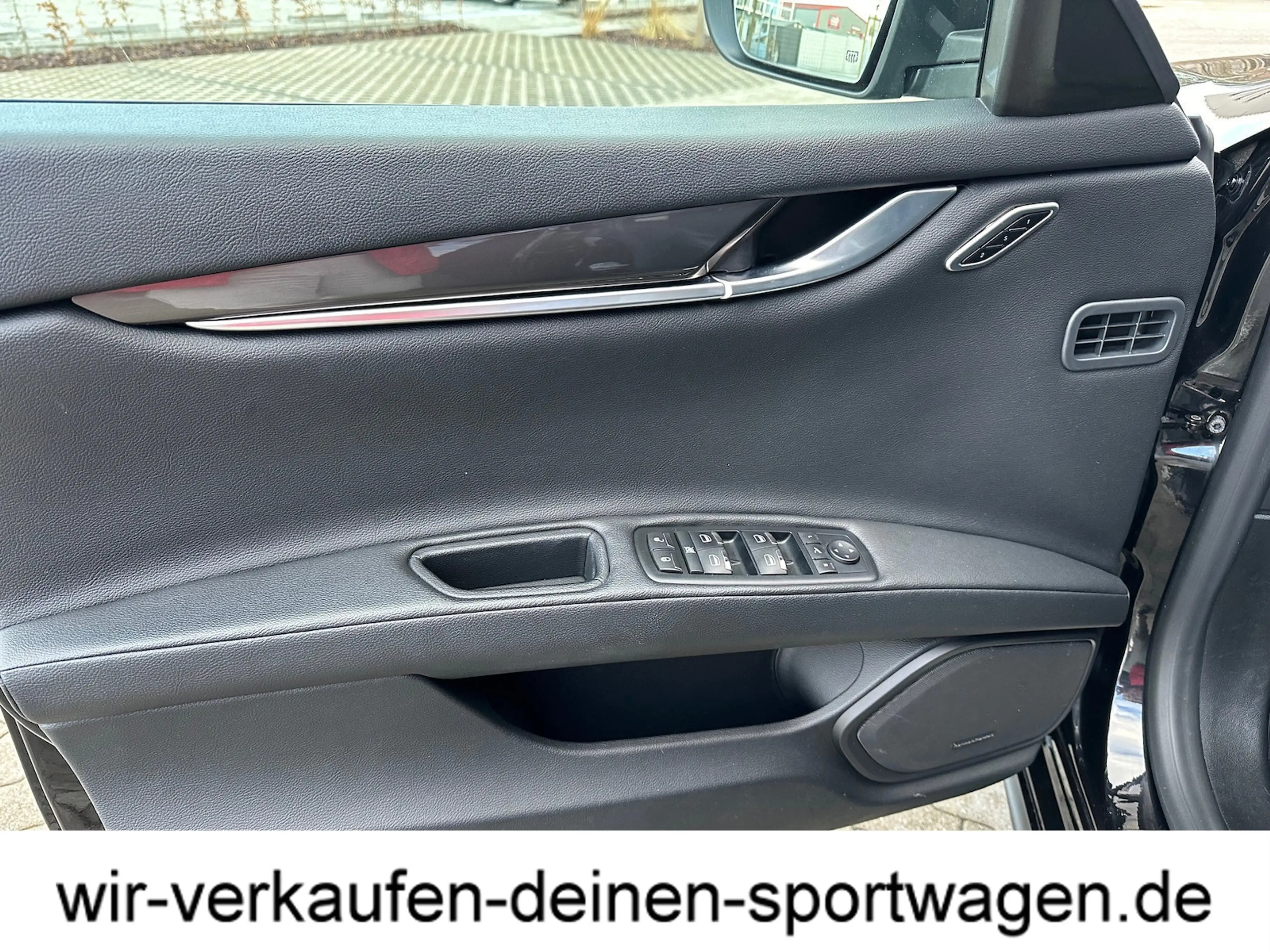 Maserati Ghibli 3.0 V6 LM 20´ Leder — photo 7
