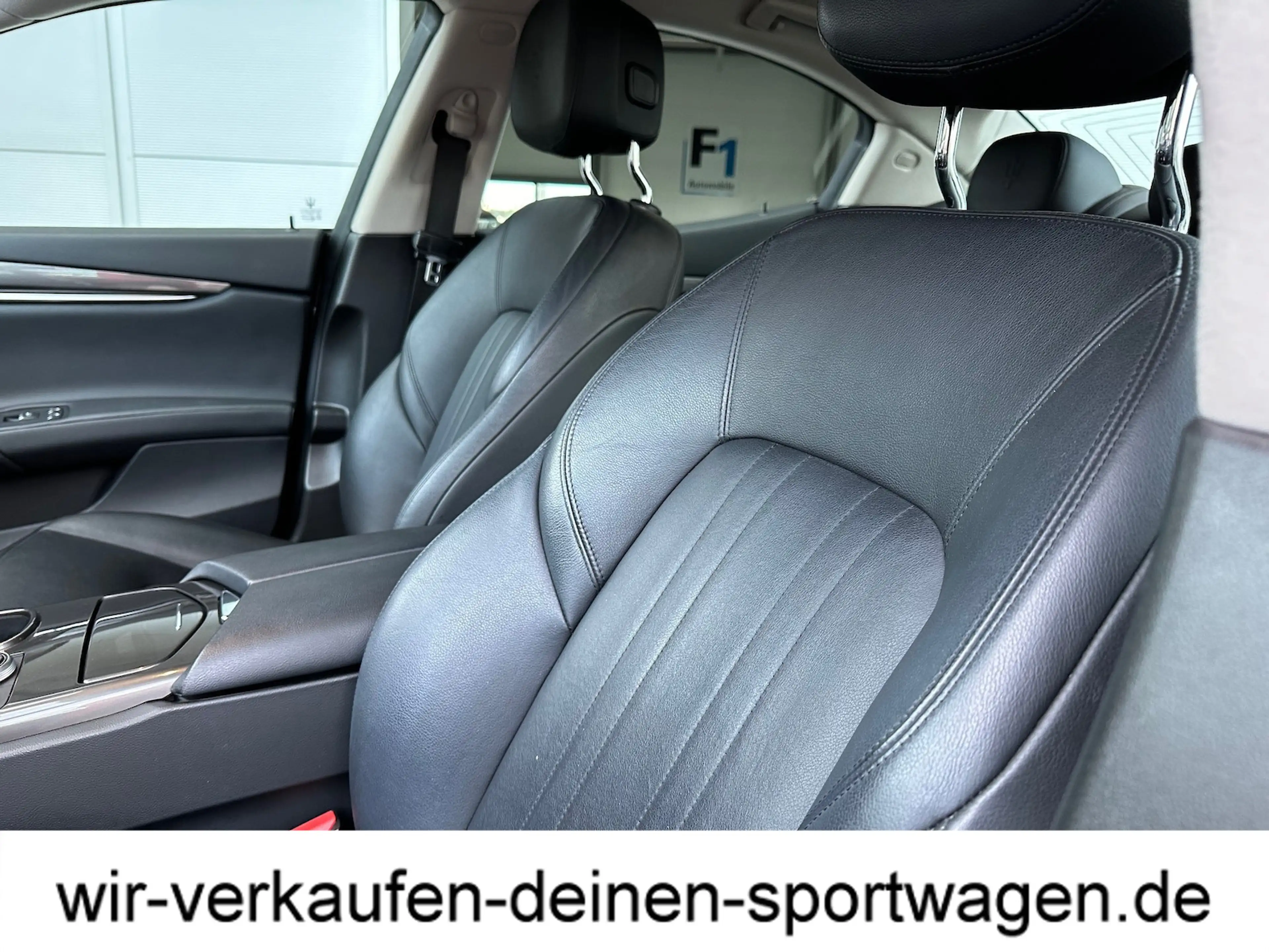 Maserati Ghibli 3.0 V6 LM 20´ Leder — photo 10