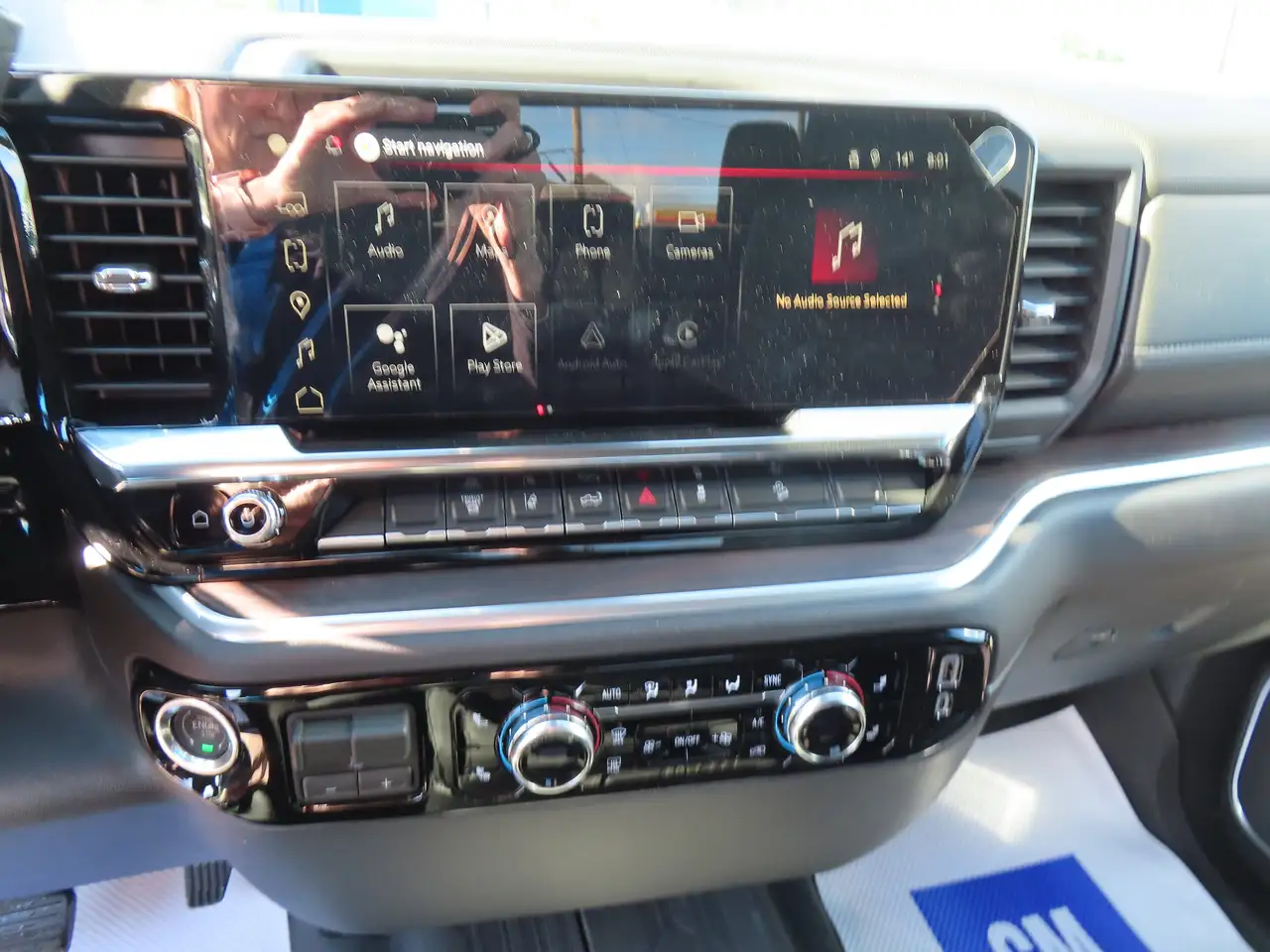 GMC Sierra 2500HD photo GMC Sierra 2500HD
