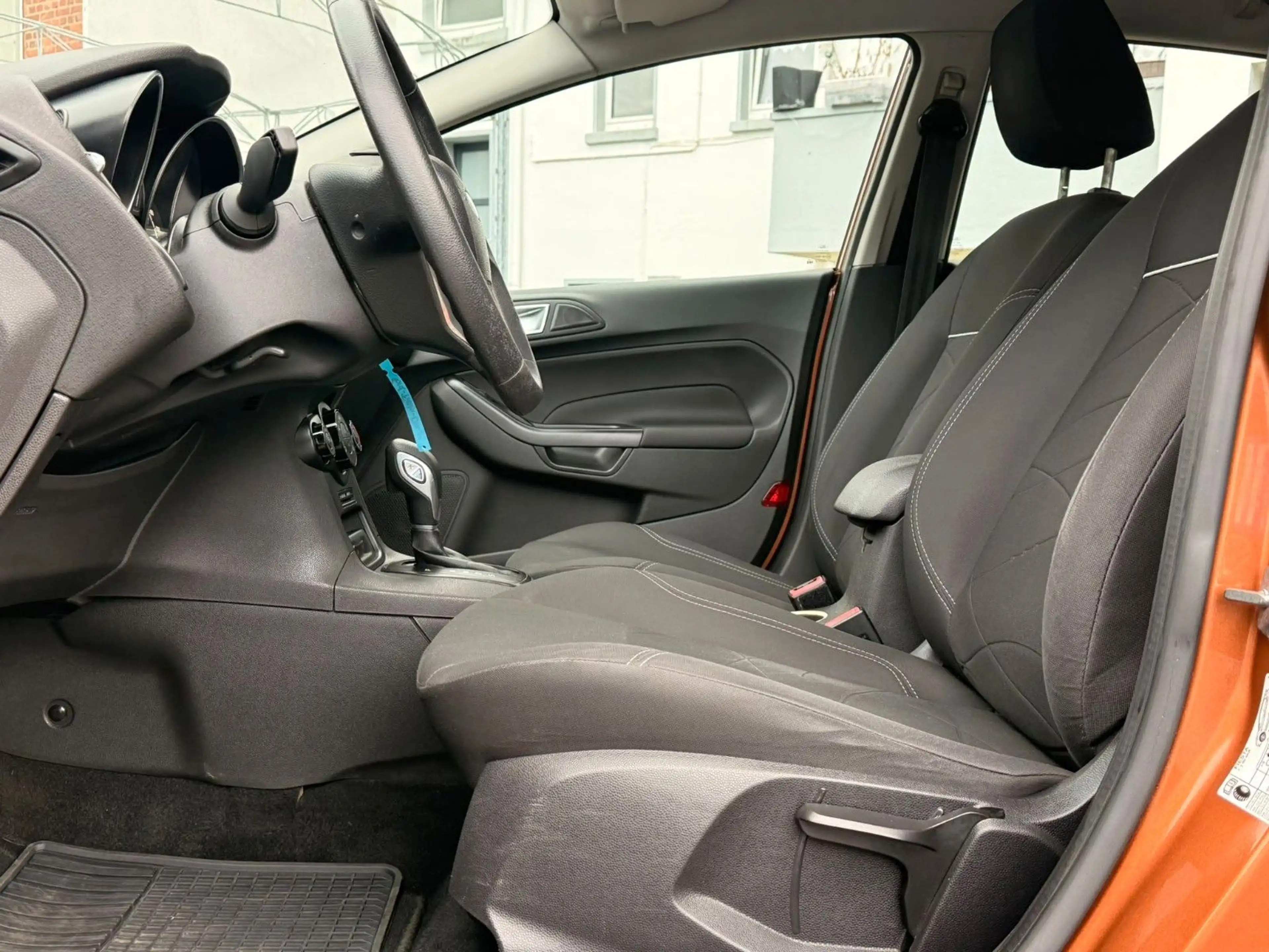 Ford Fiesta *1.0 Benzin* *AUTOMATIK* — photo 8