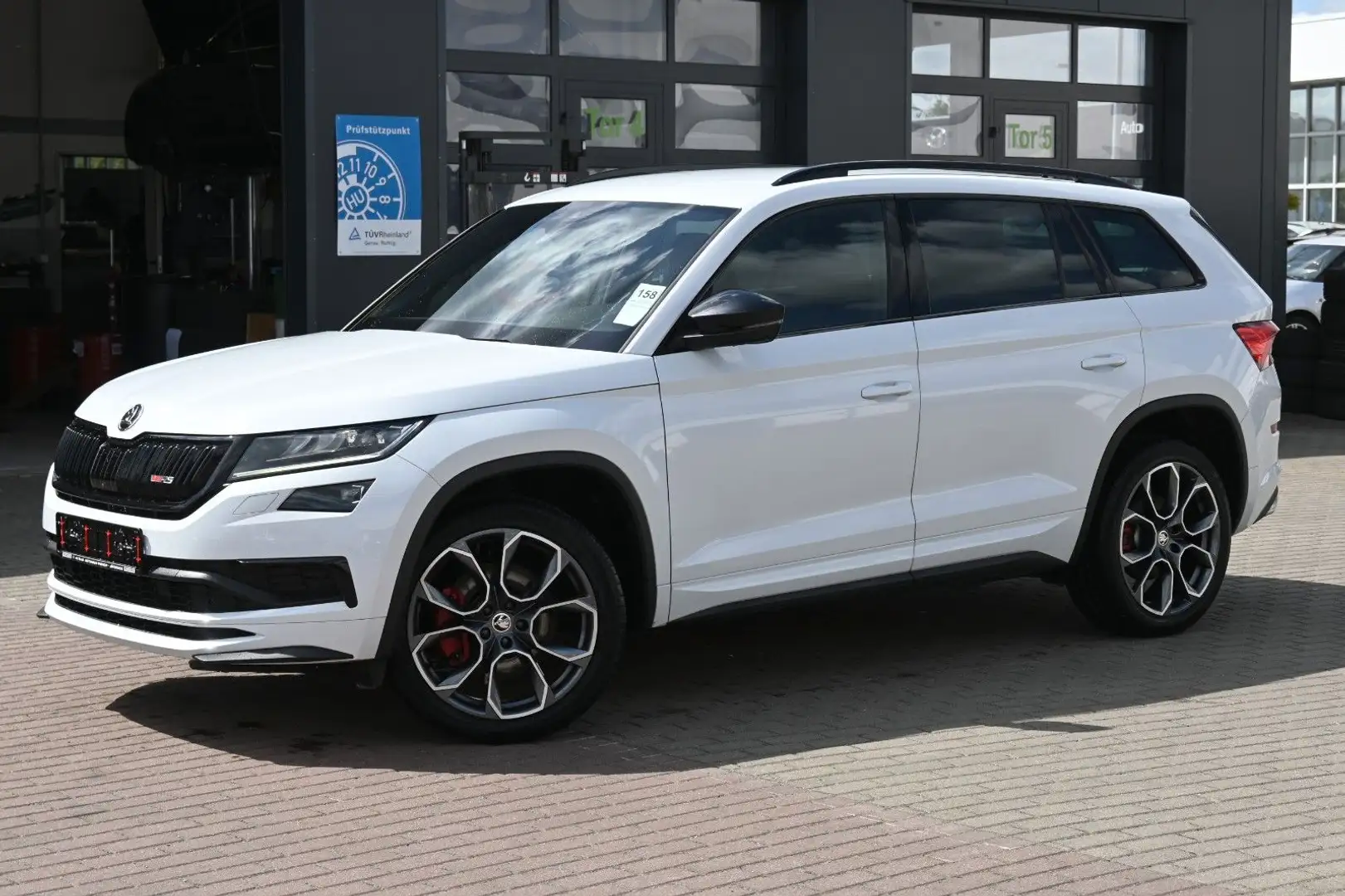 Skoda Kodiaq RS 4x4*LED*NAVI*CANTON*BLIS*360 Weiß - 1