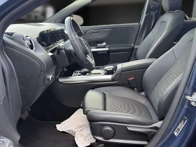 Mercedes-Benz Gla view 14