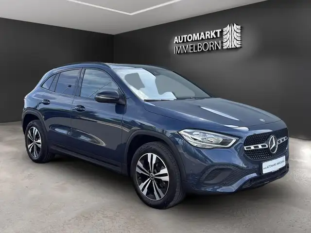 Mercedes-Benz Gla main image