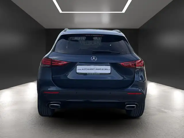 Mercedes-Benz Gla view 10