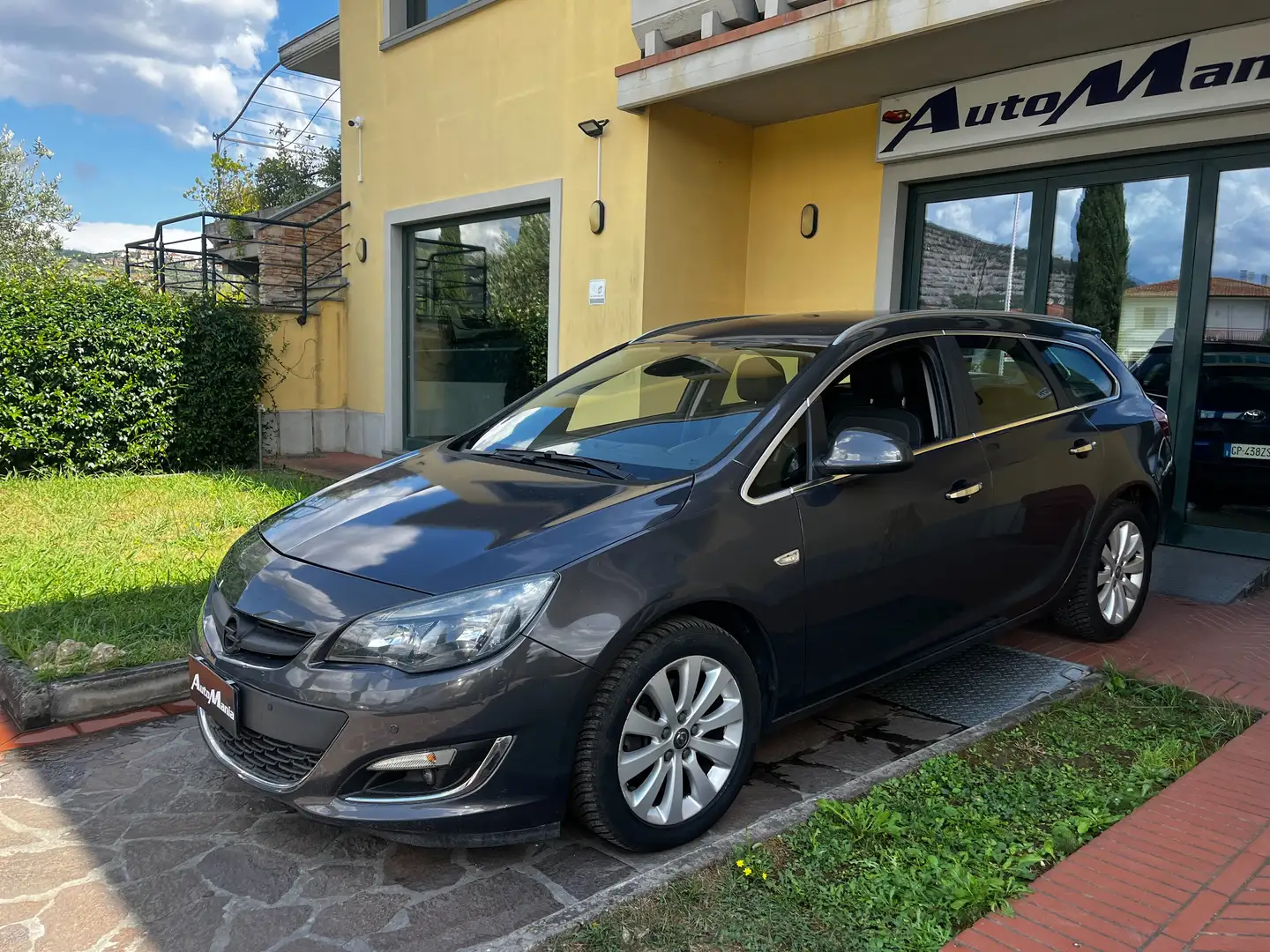 Opel Astra Astra Sports Tourer 1.7 cdti Cosmo 130cv Grigio - 1