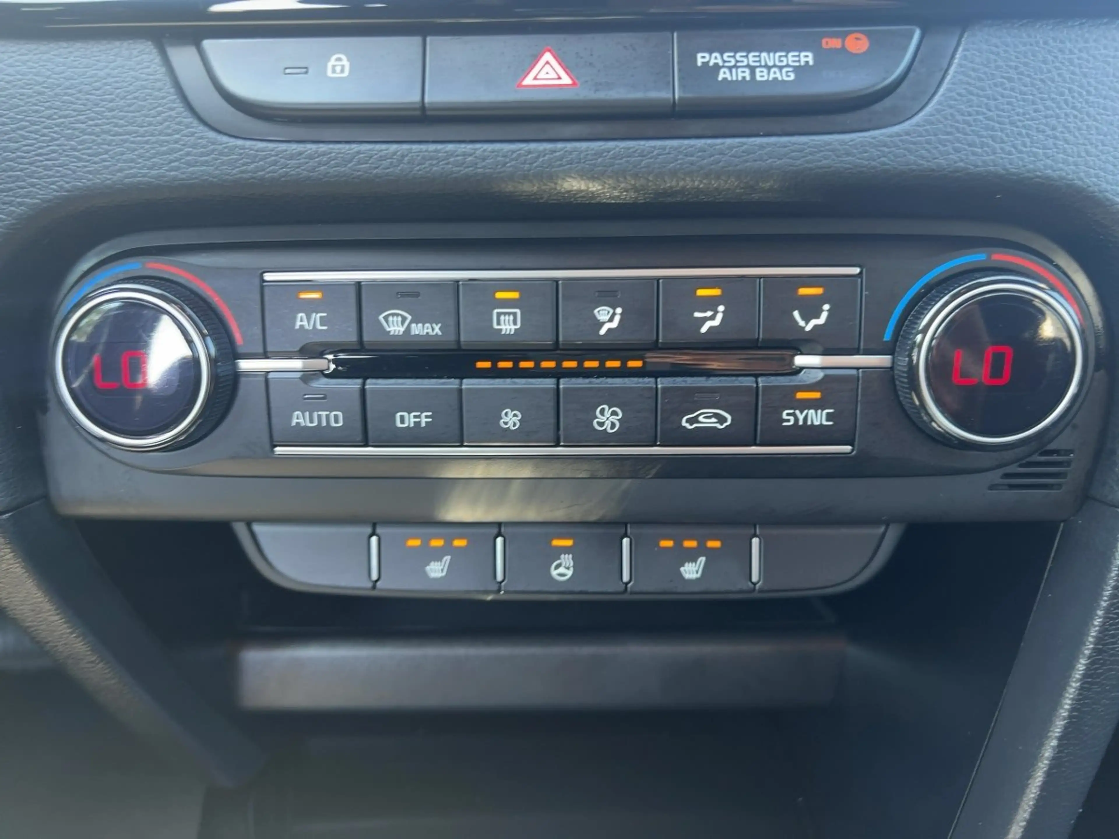 Kia Ceed / cee'd Ceed 1.5 T-GDI Spirit ACC+Navi+SHZ+2xKlima+Kam. — photo 10
