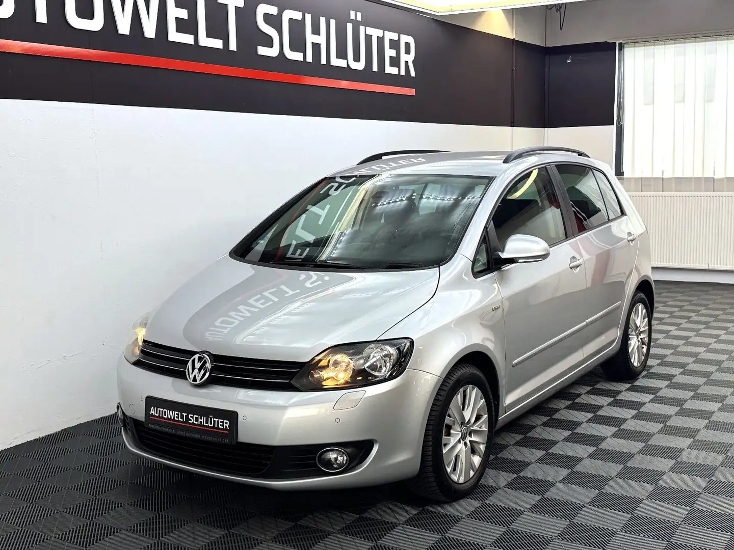 Volkswagen Golf Plus VI 1.6 TDI DSG Life Edition*Navi*SHZ* Gümüş rengi - 1