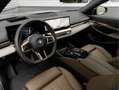 BMW 550 5-serie Touring 550e xDrive M-Sport Pro - Pano - O Zwart - thumbnail 17