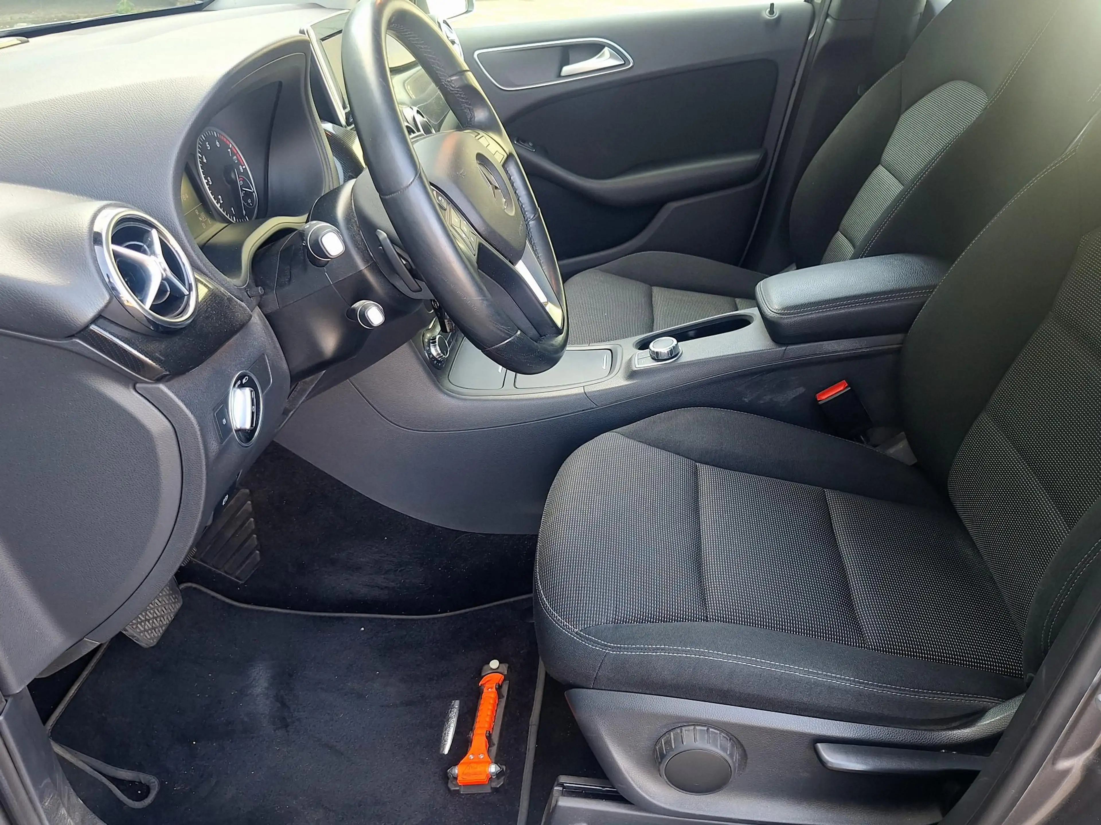 Mercedes-Benz B 180 Ambition Automaat | Climate Control | Navi | CC | — photo 17