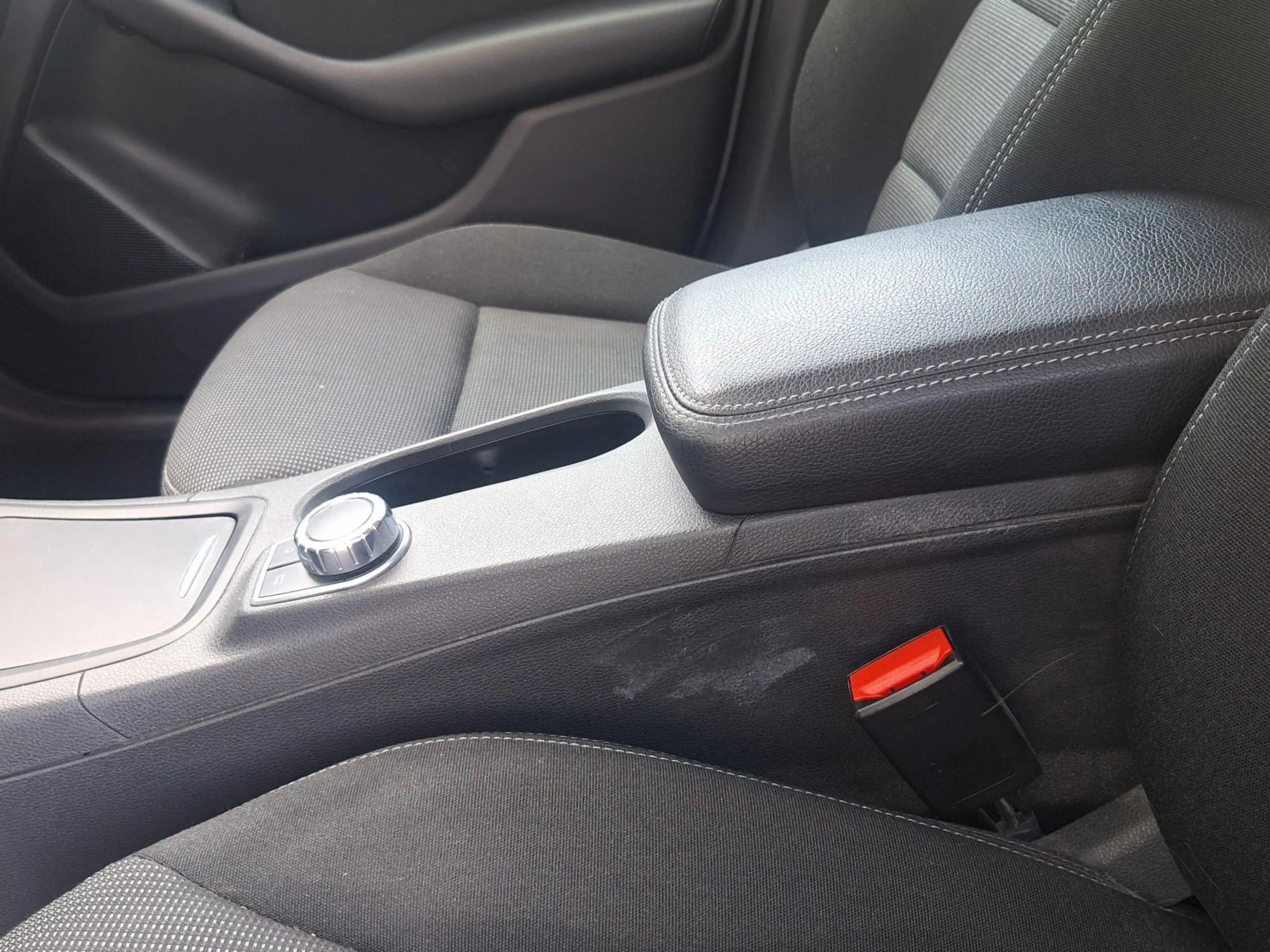 Mercedes-Benz B 180 Ambition Automaat | Climate Control | Navi | CC | — photo 34