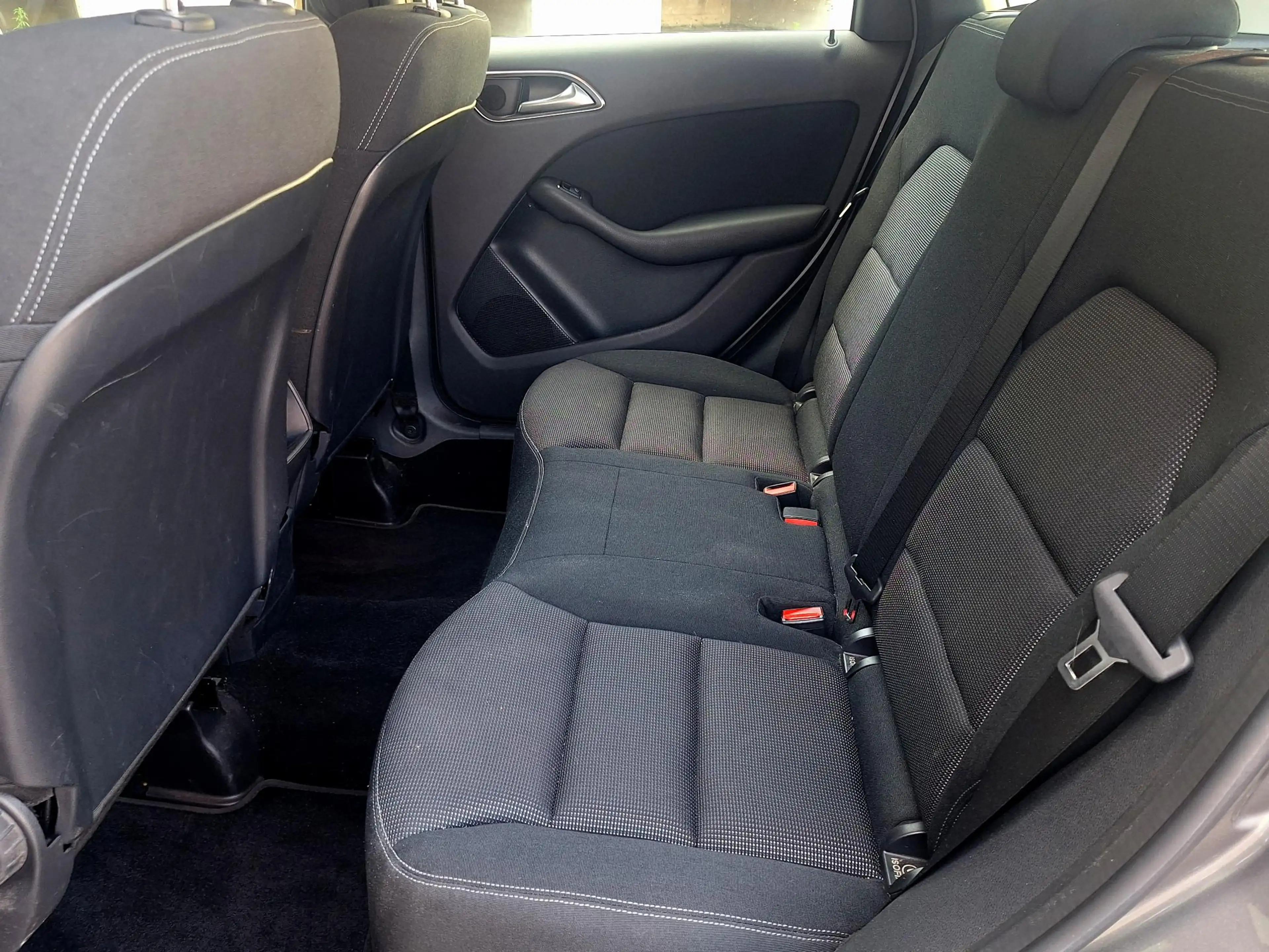 Mercedes-Benz B 180 Ambition Automaat | Climate Control | Navi | CC | — photo 18