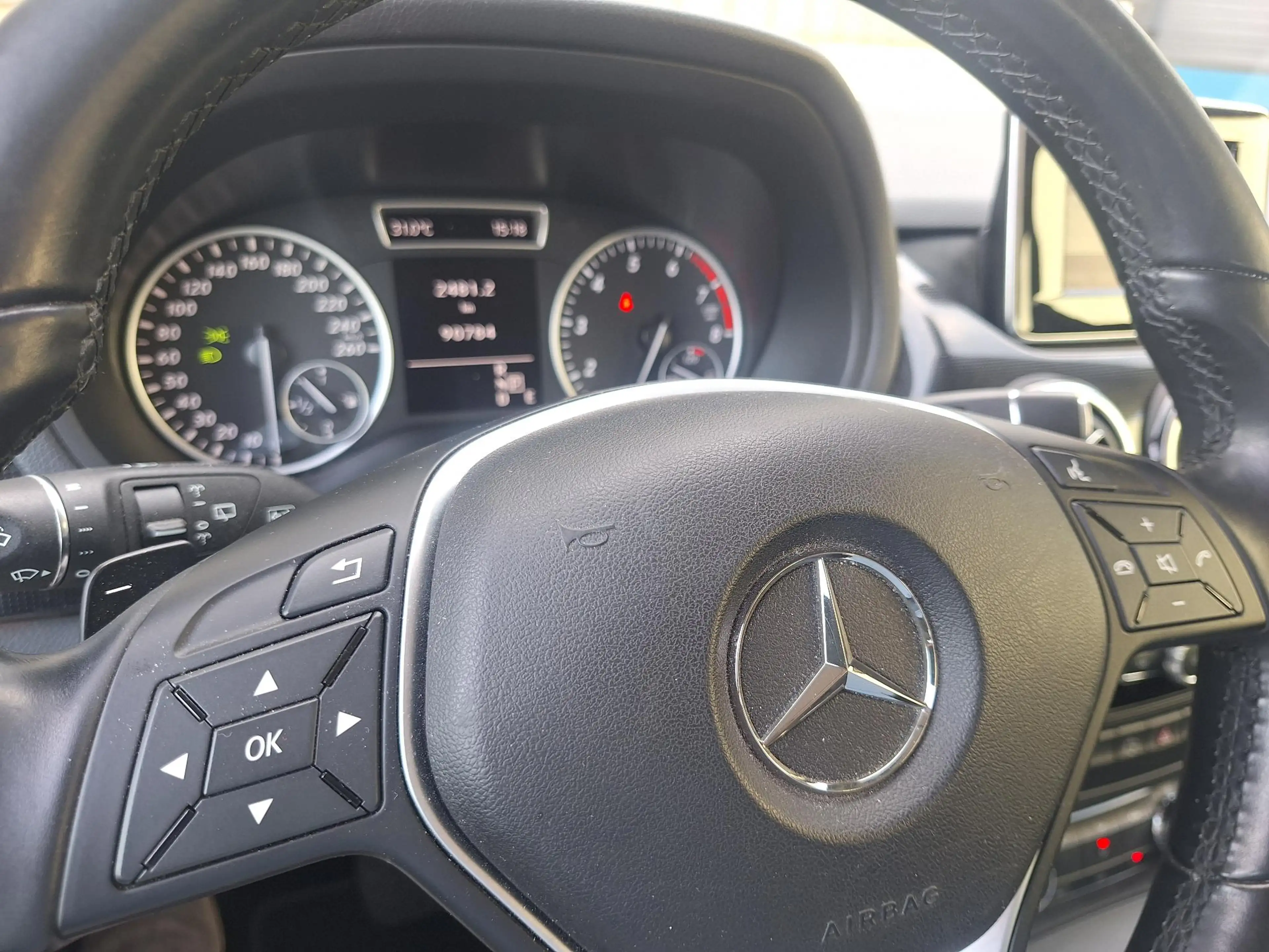 Mercedes-Benz B 180 Ambition Automaat | Climate Control | Navi | CC | — photo 31