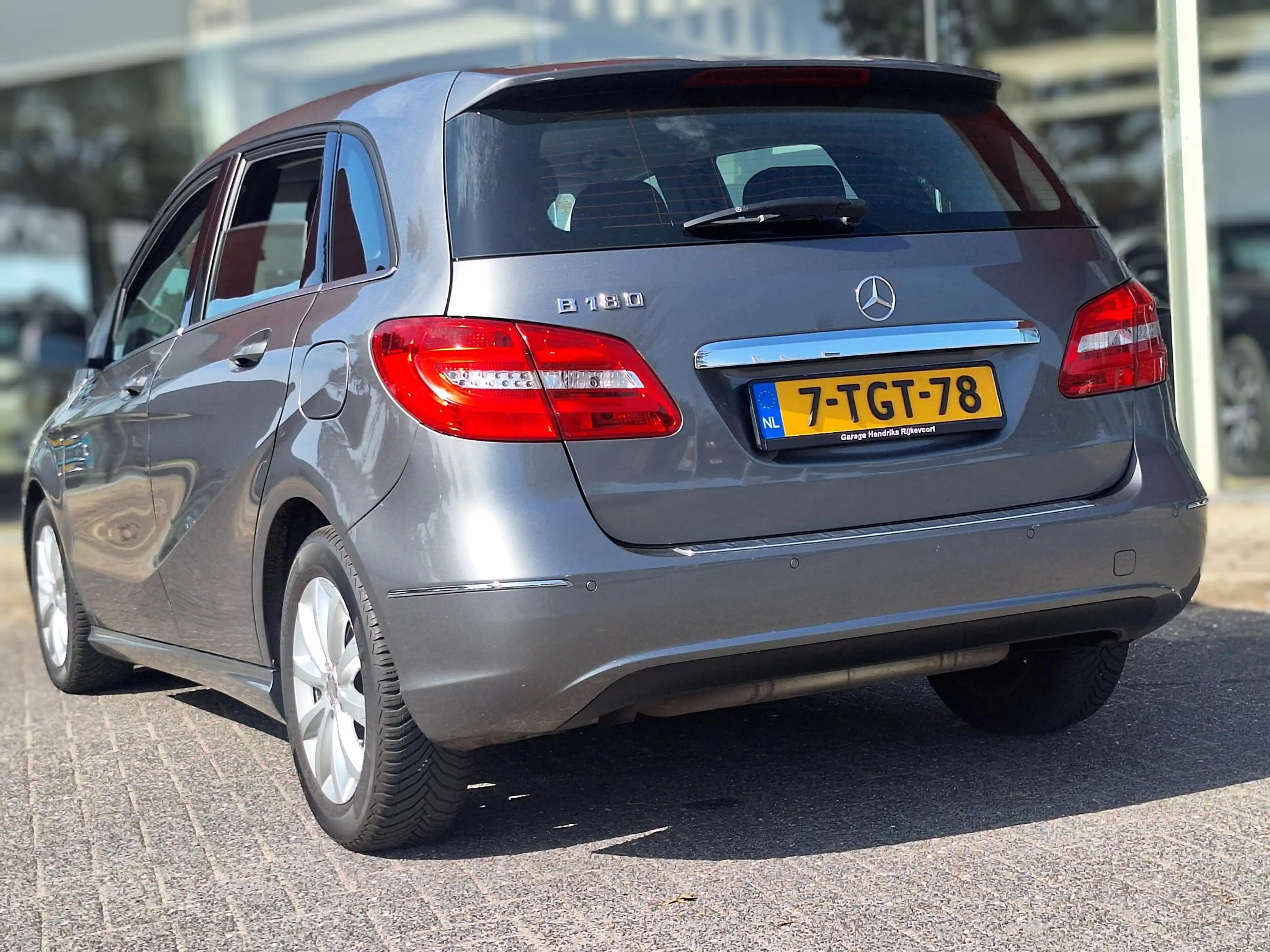 Mercedes-Benz B 180 Ambition Automaat | Climate Control | Navi | CC | — photo 8