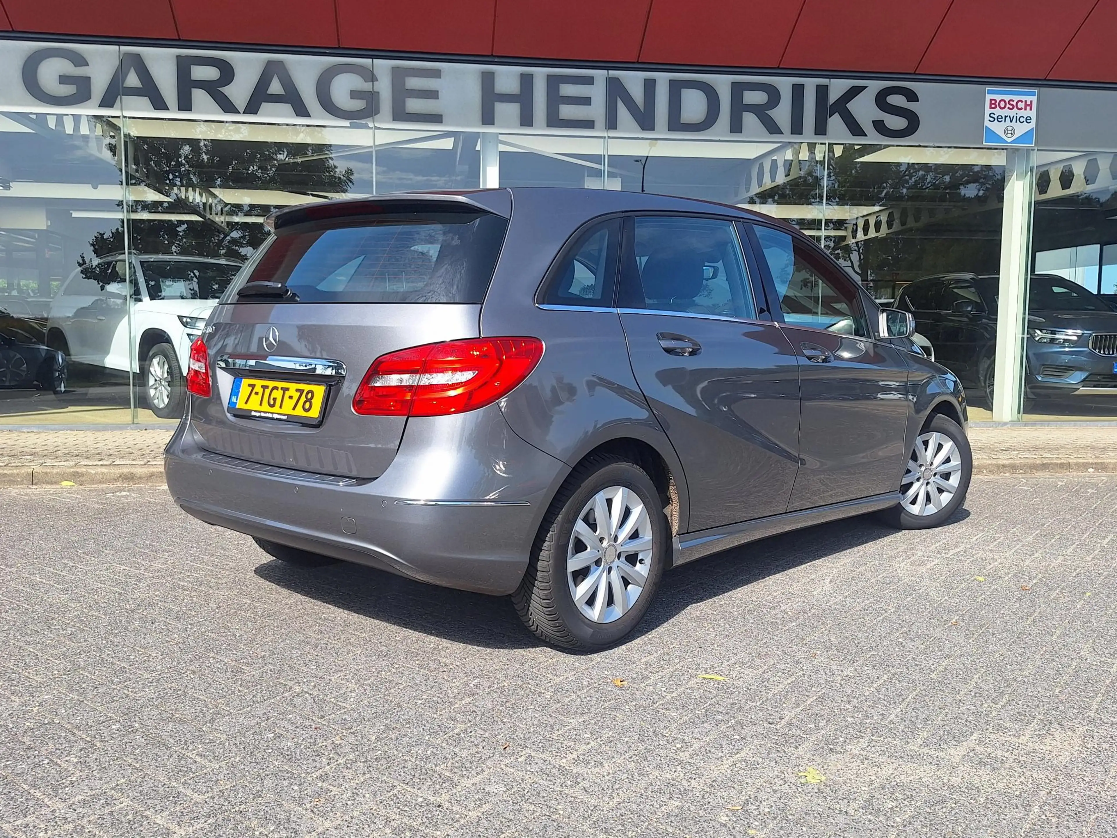 Mercedes-Benz B 180 Ambition Automaat | Climate Control | Navi | CC | — photo 6