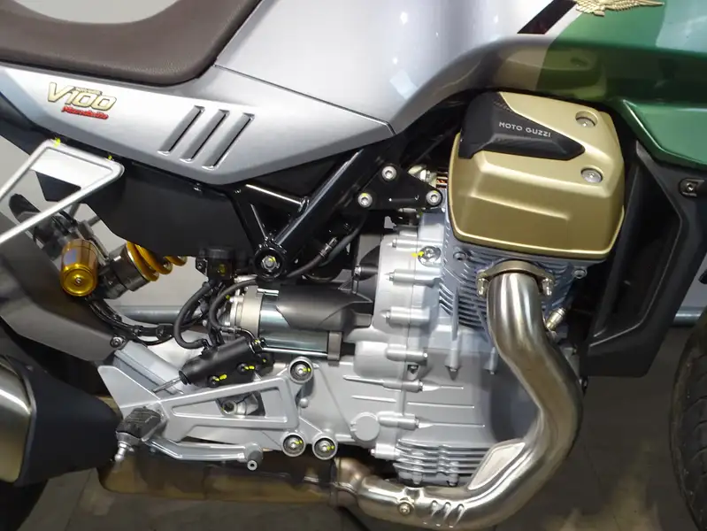 Moto Guzzi V 100 - foto 6