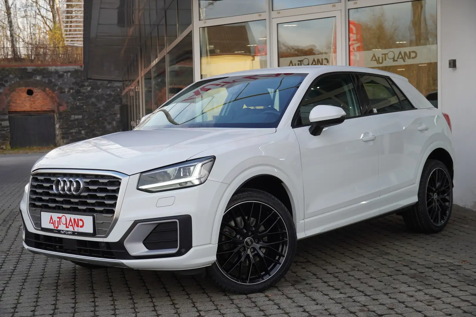 Audi Q2 1.4 TFSI sport LED Klimaaut. Navi Sitzheizung Wit - 2
