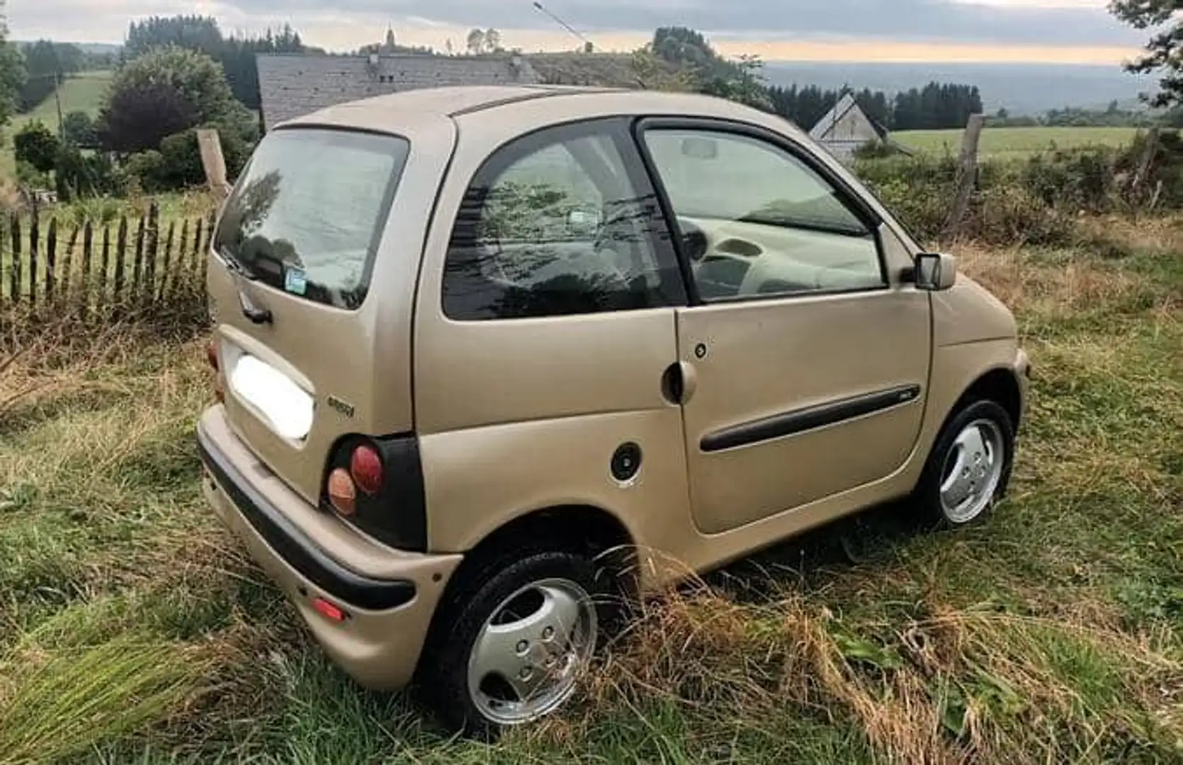 Ligier Nova Beige - 2