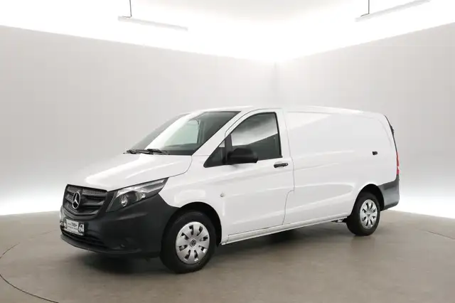 Mercedes-Benz Vito view 8